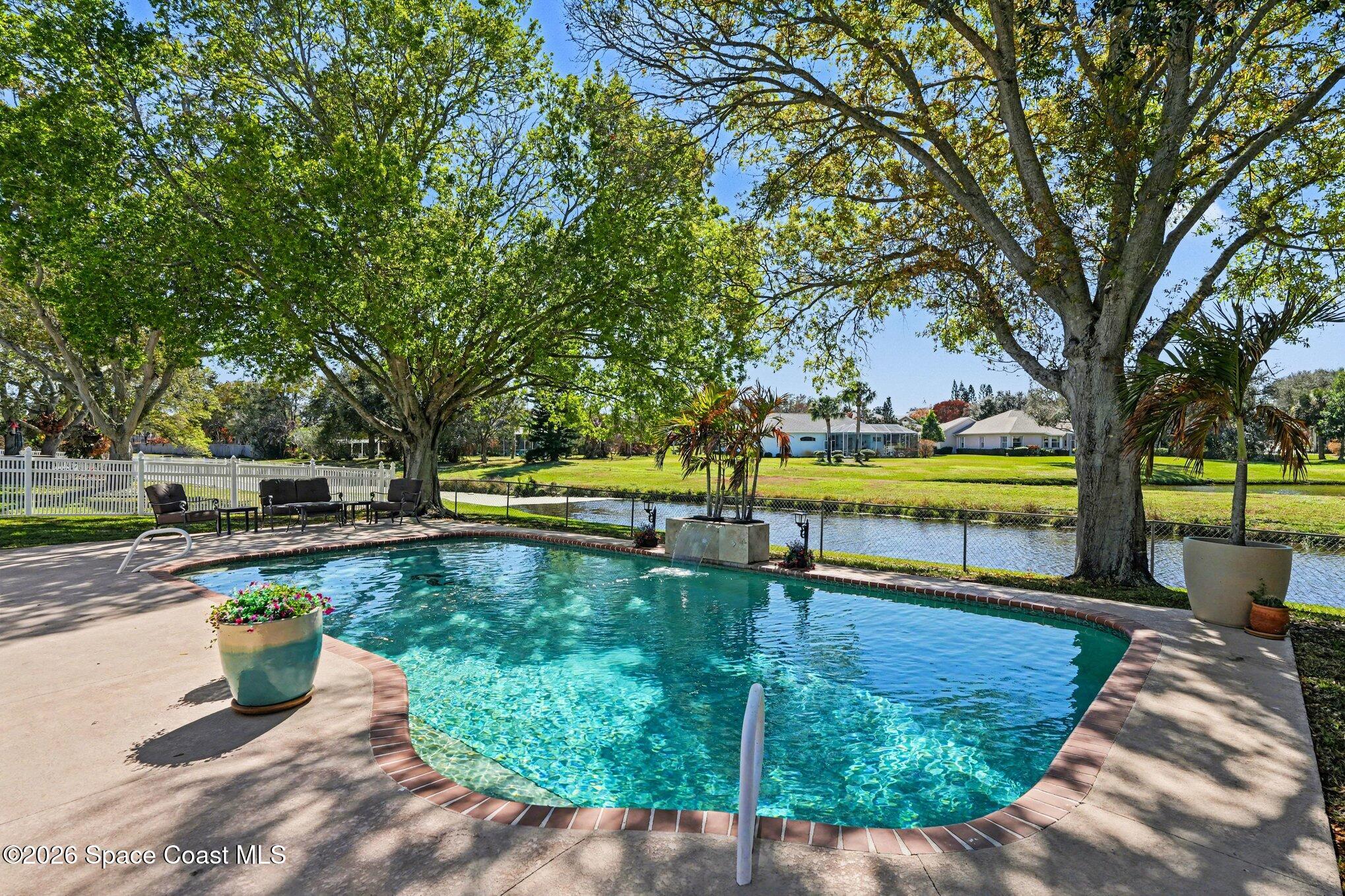 2449 Willowbrook Road