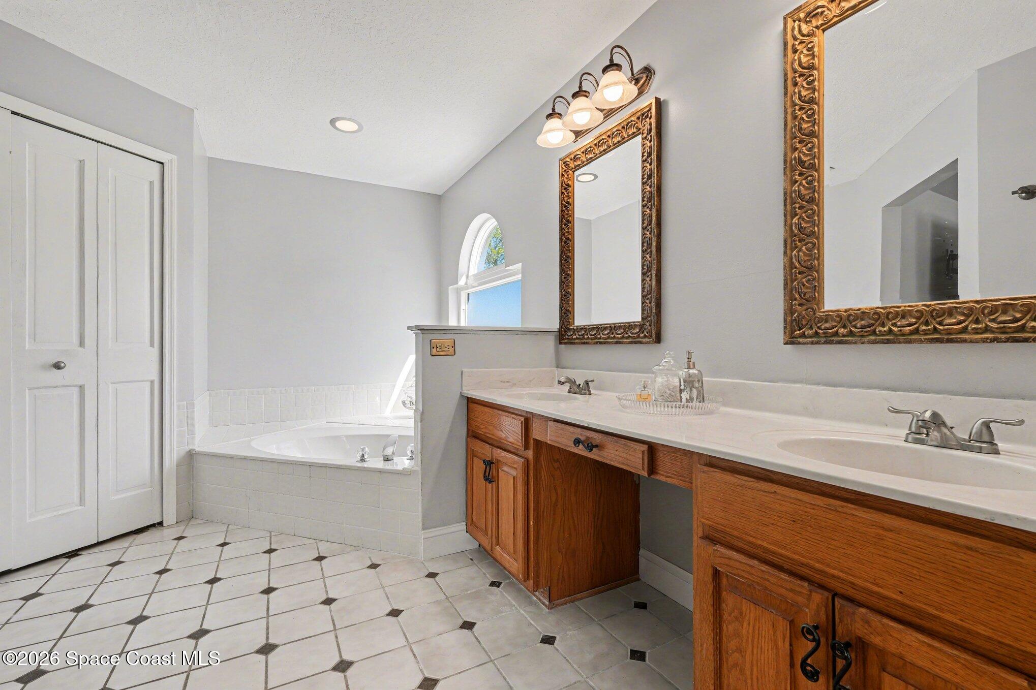 2449 Willowbrook Road