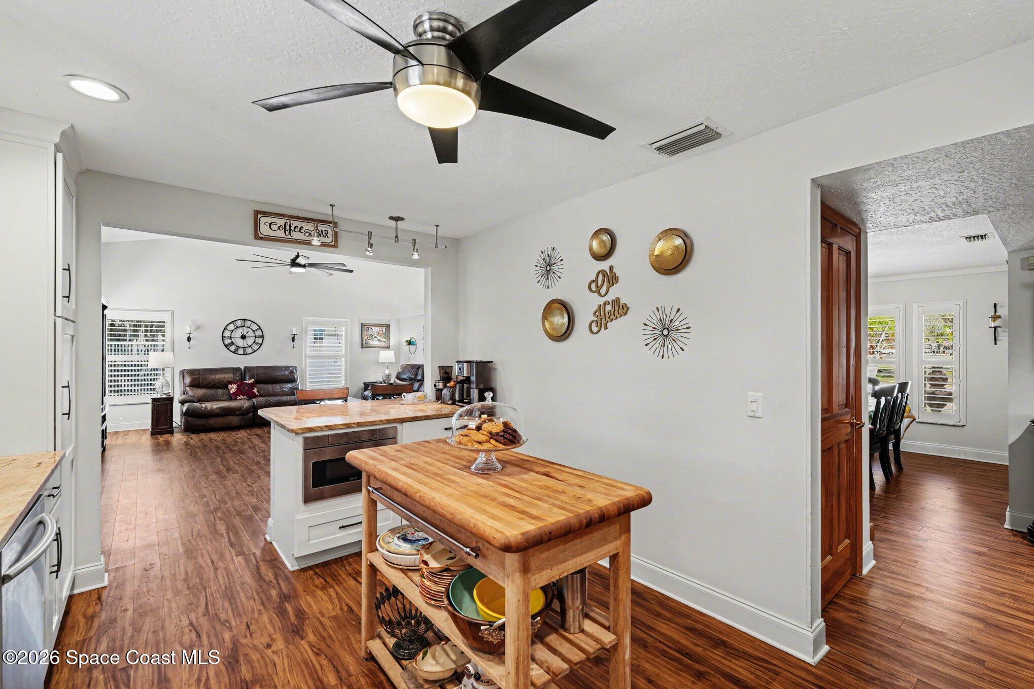 2449 Willowbrook Road