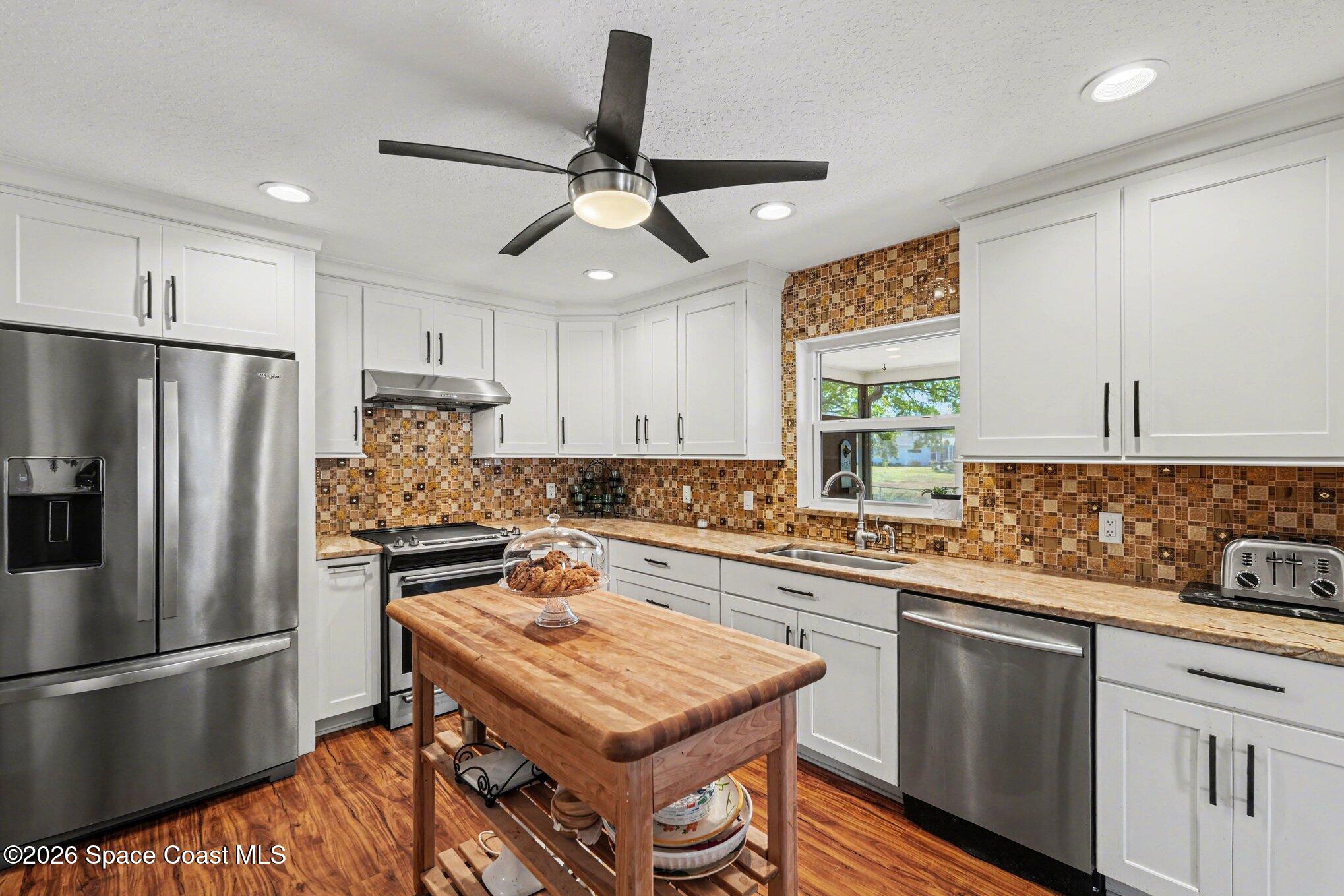 2449 Willowbrook Road