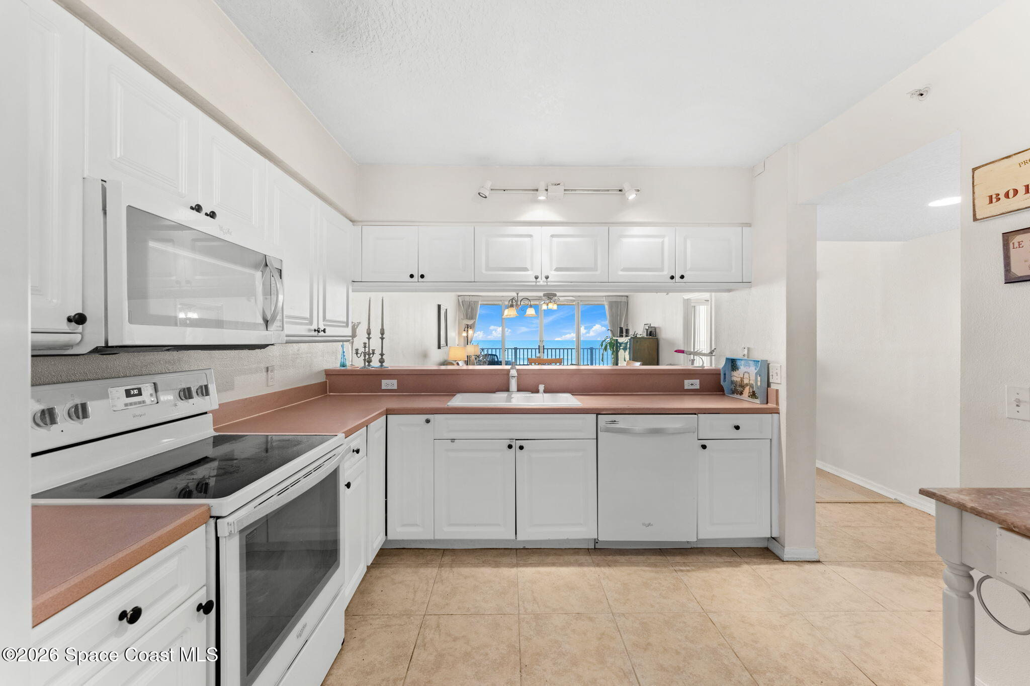 1811 Highway A1a Highway 2303