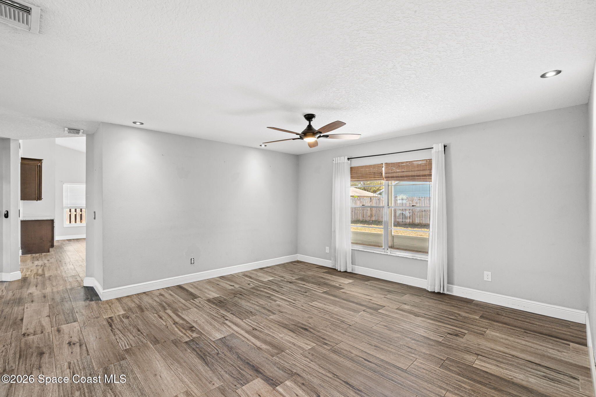 2553 Longwood Boulevard