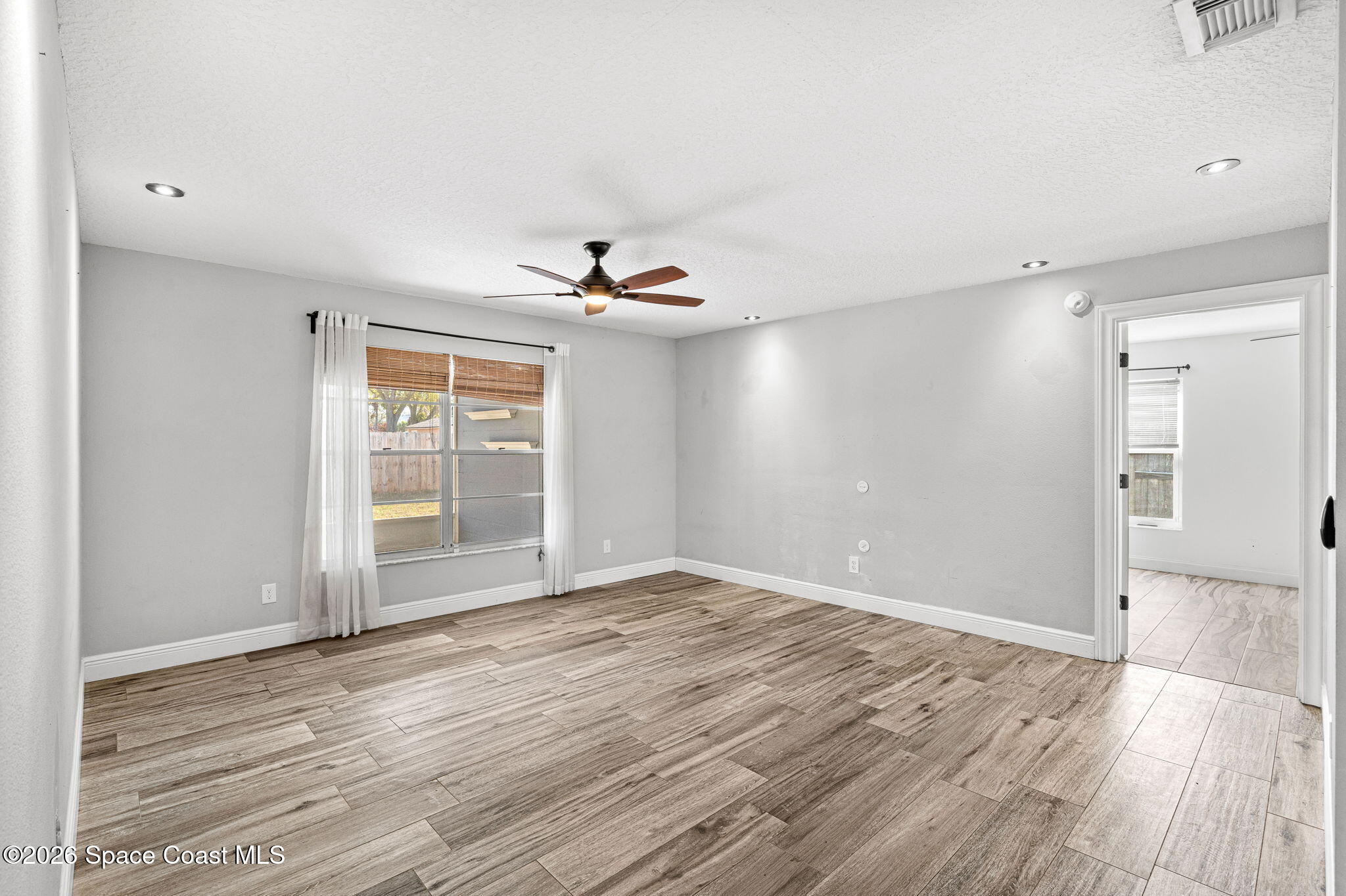 2553 Longwood Boulevard