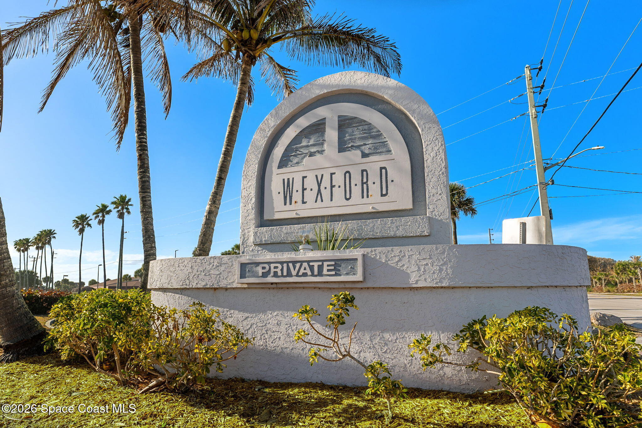 216 Glengarry Avenue