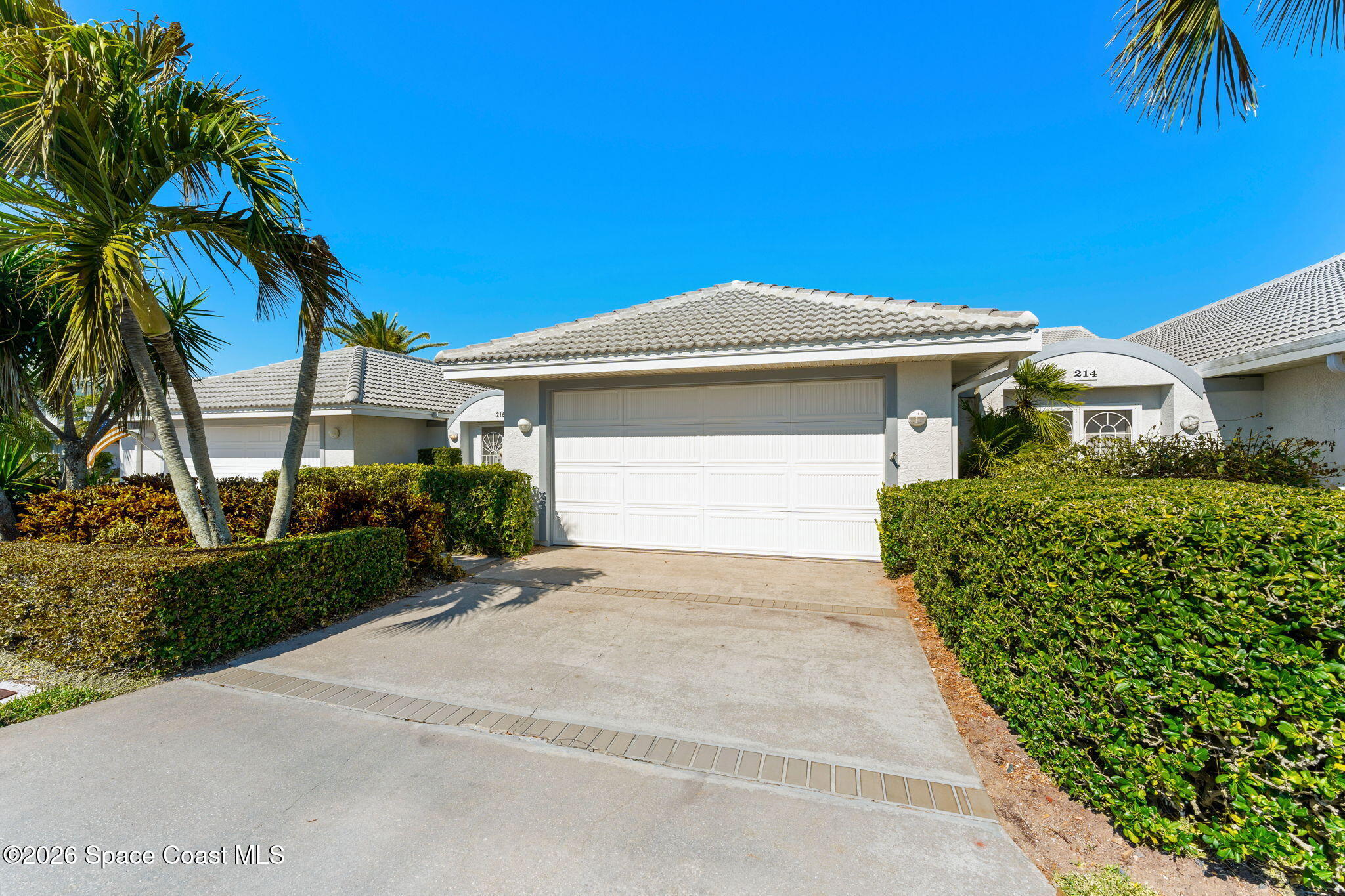 216 Glengarry Avenue