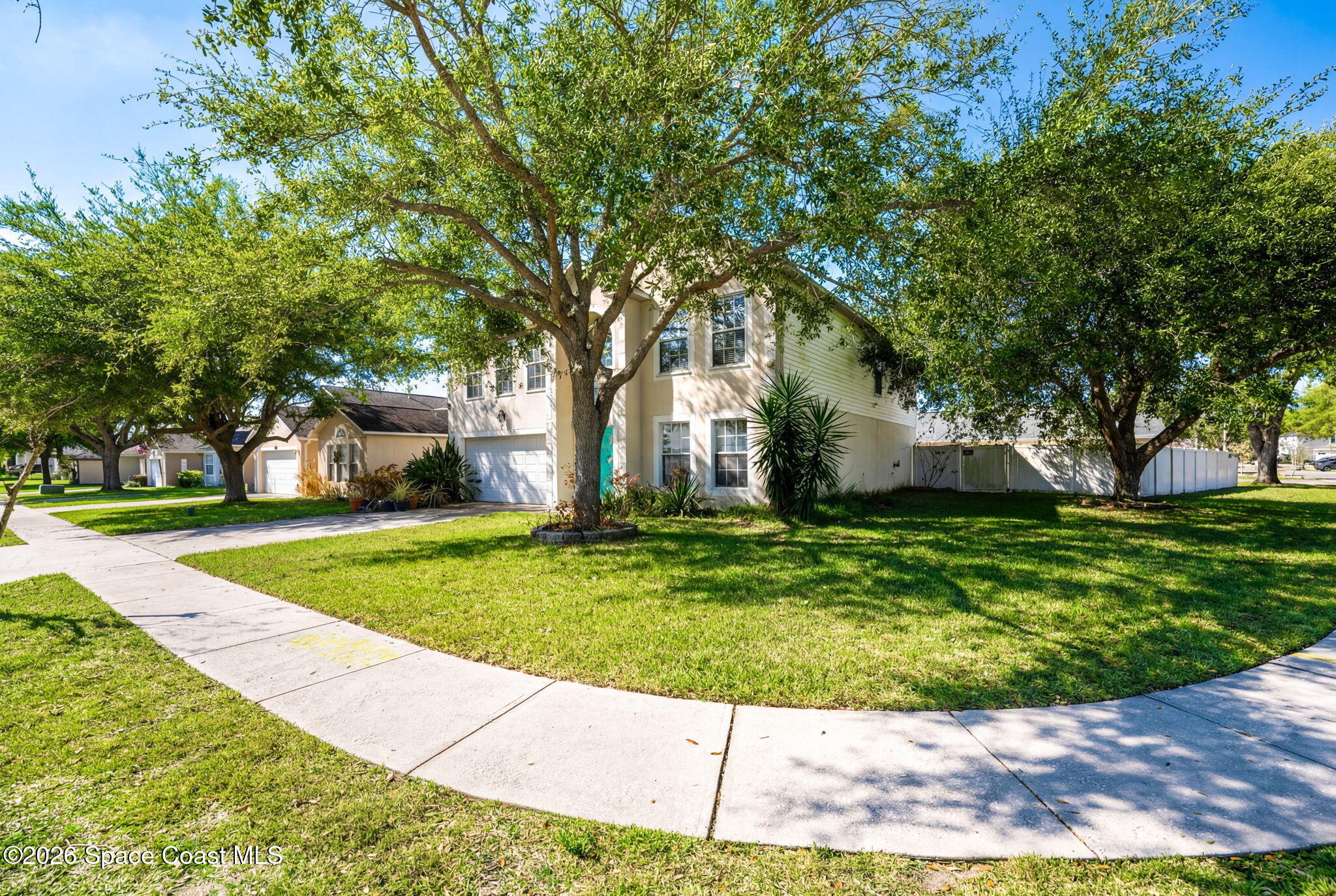 2210 Savannah Boulevard