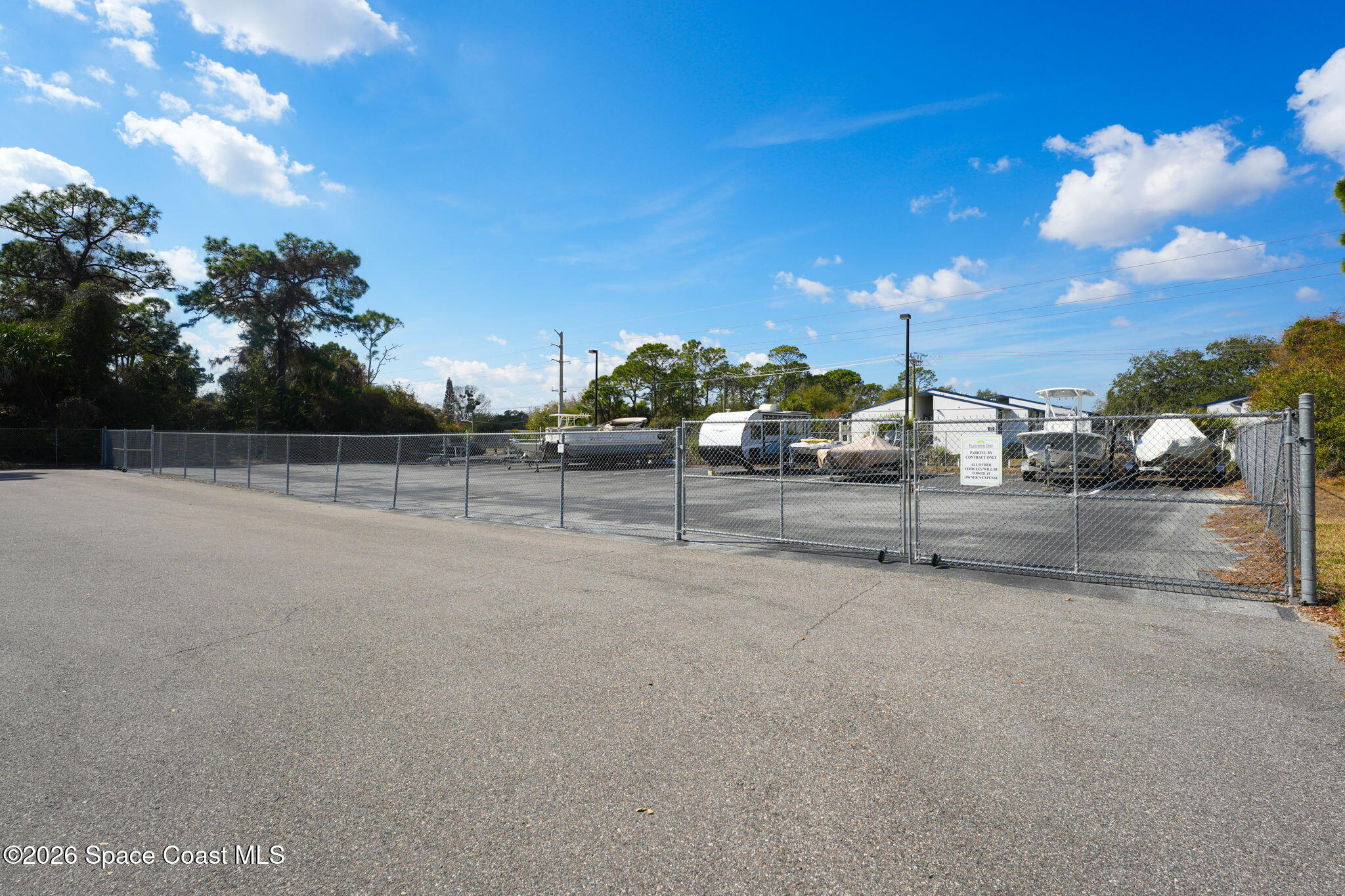 2210 Savannah Boulevard