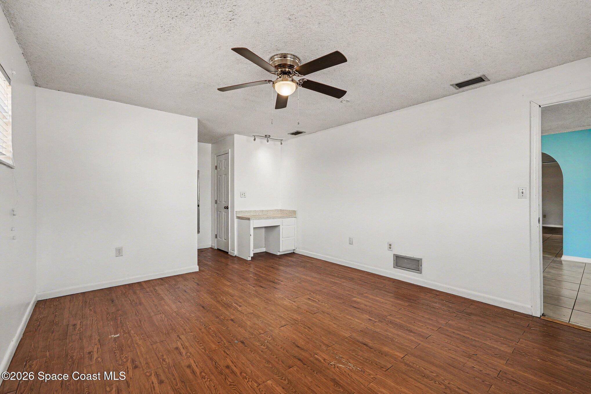 358 Desoto Parkway