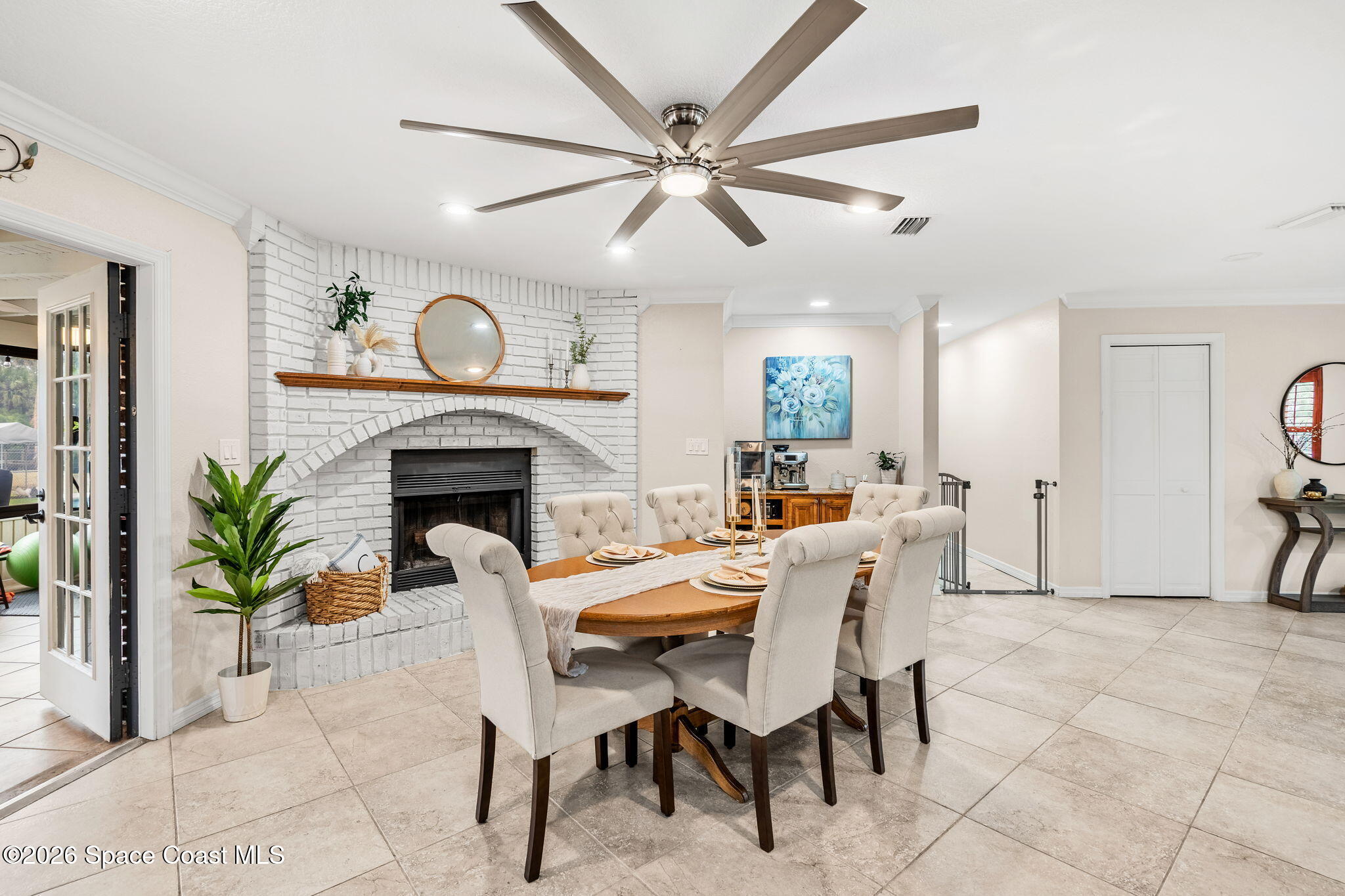 5400 Sand Lake Drive