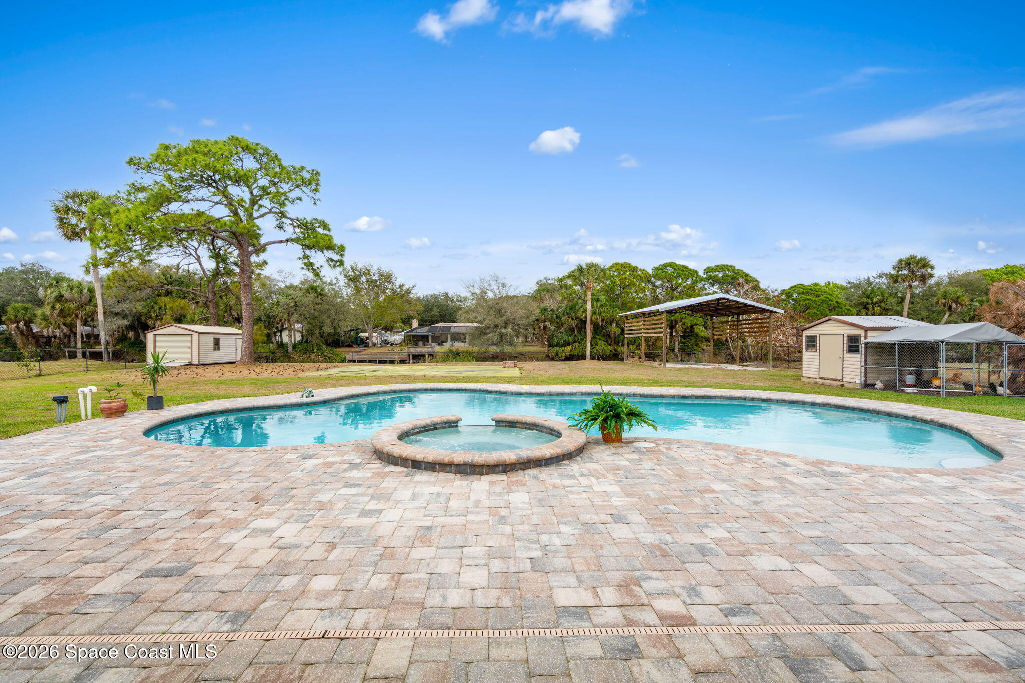 5400 Sand Lake Drive