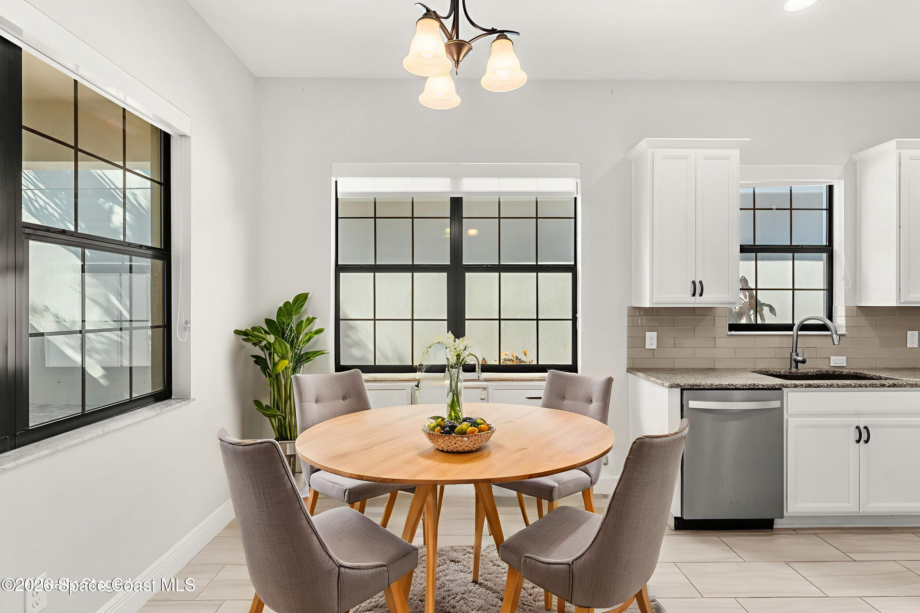 7123 Vista Hermosa Drive