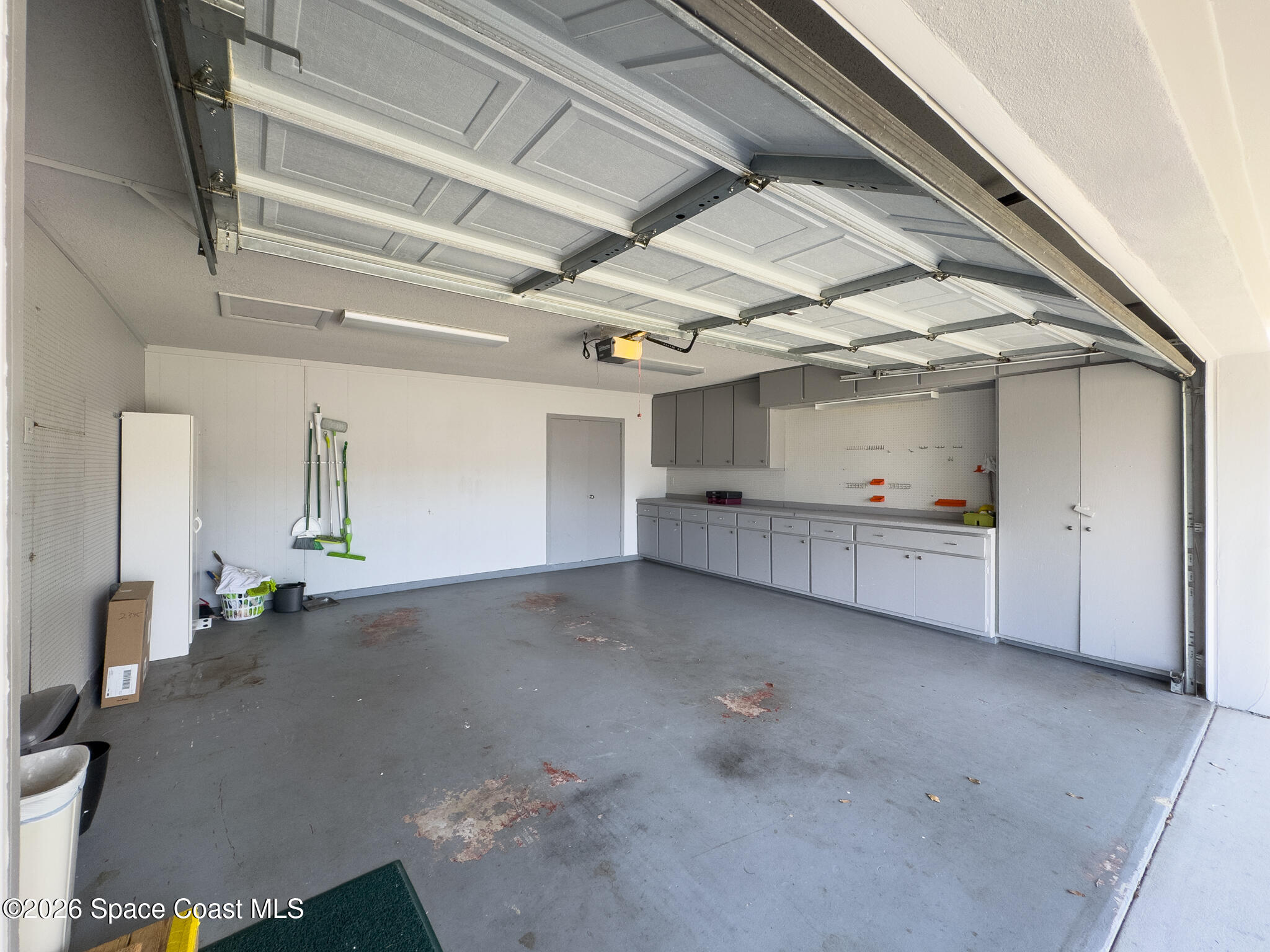 2345 Middlecoff Court