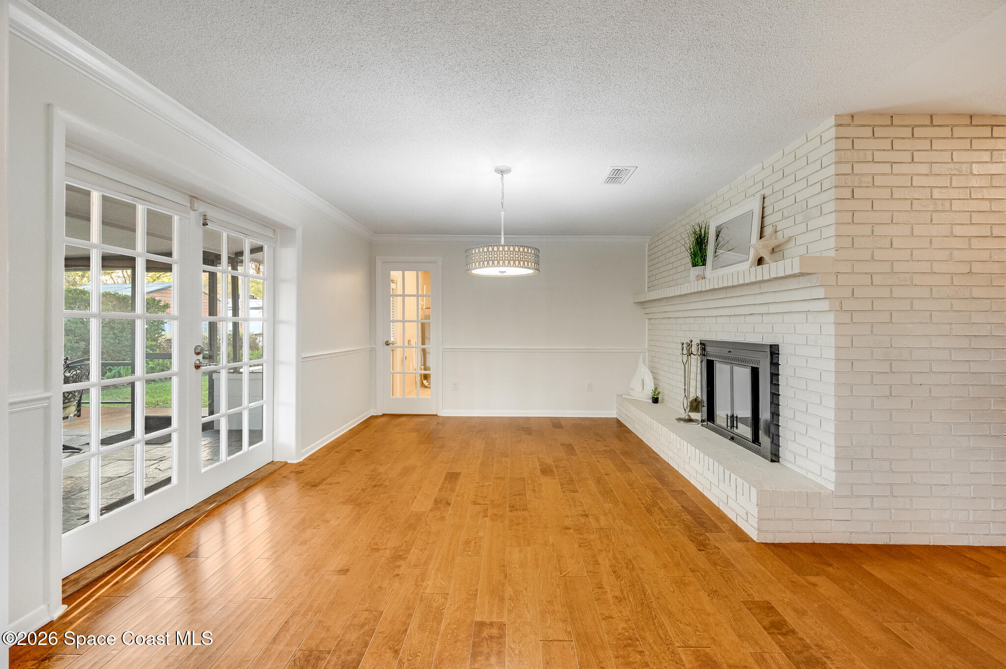 2345 Middlecoff Court