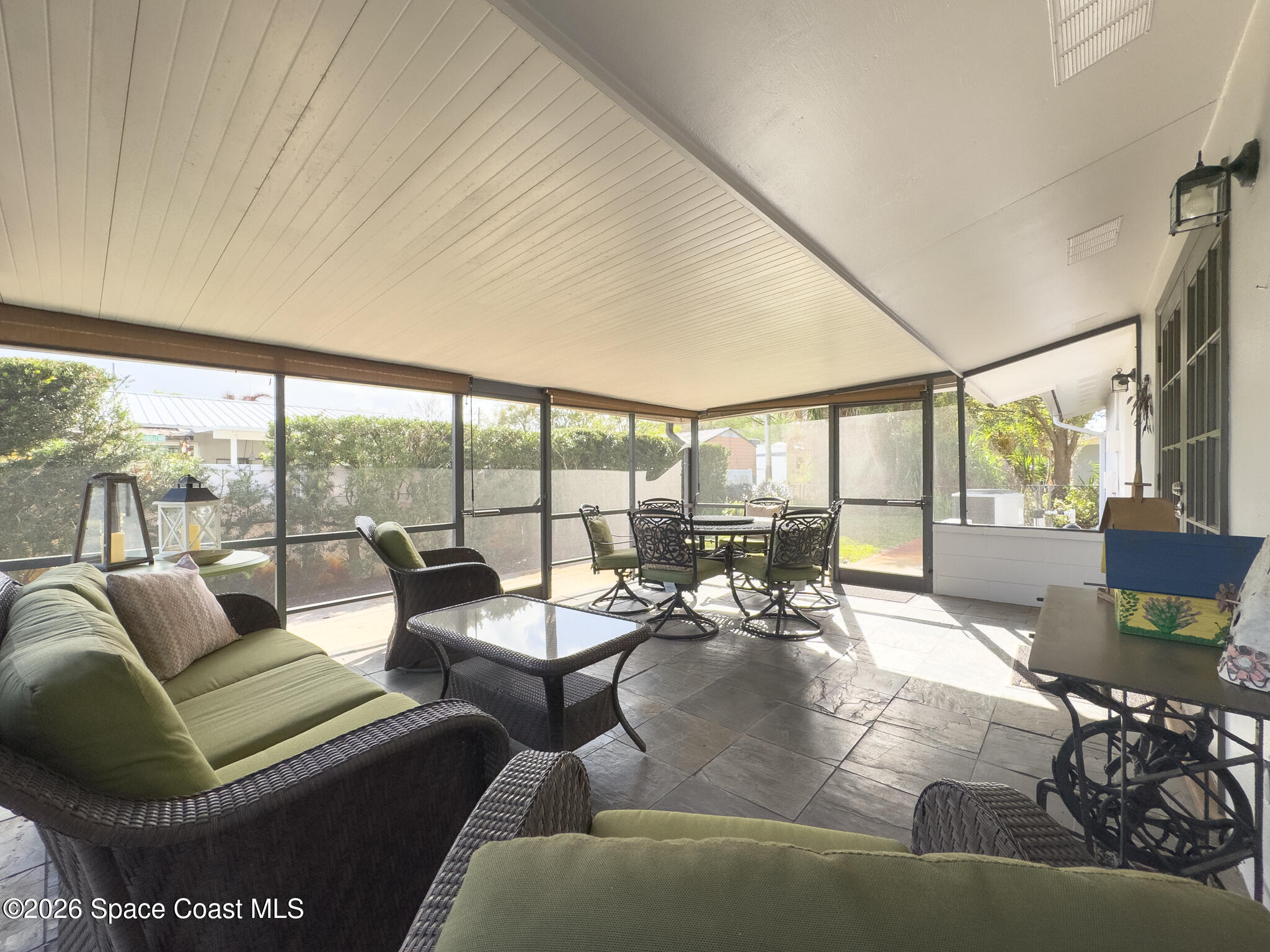 2345 Middlecoff Court
