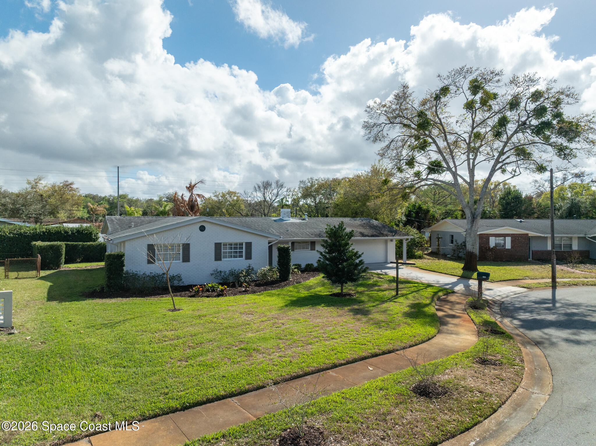 2345 Middlecoff Court