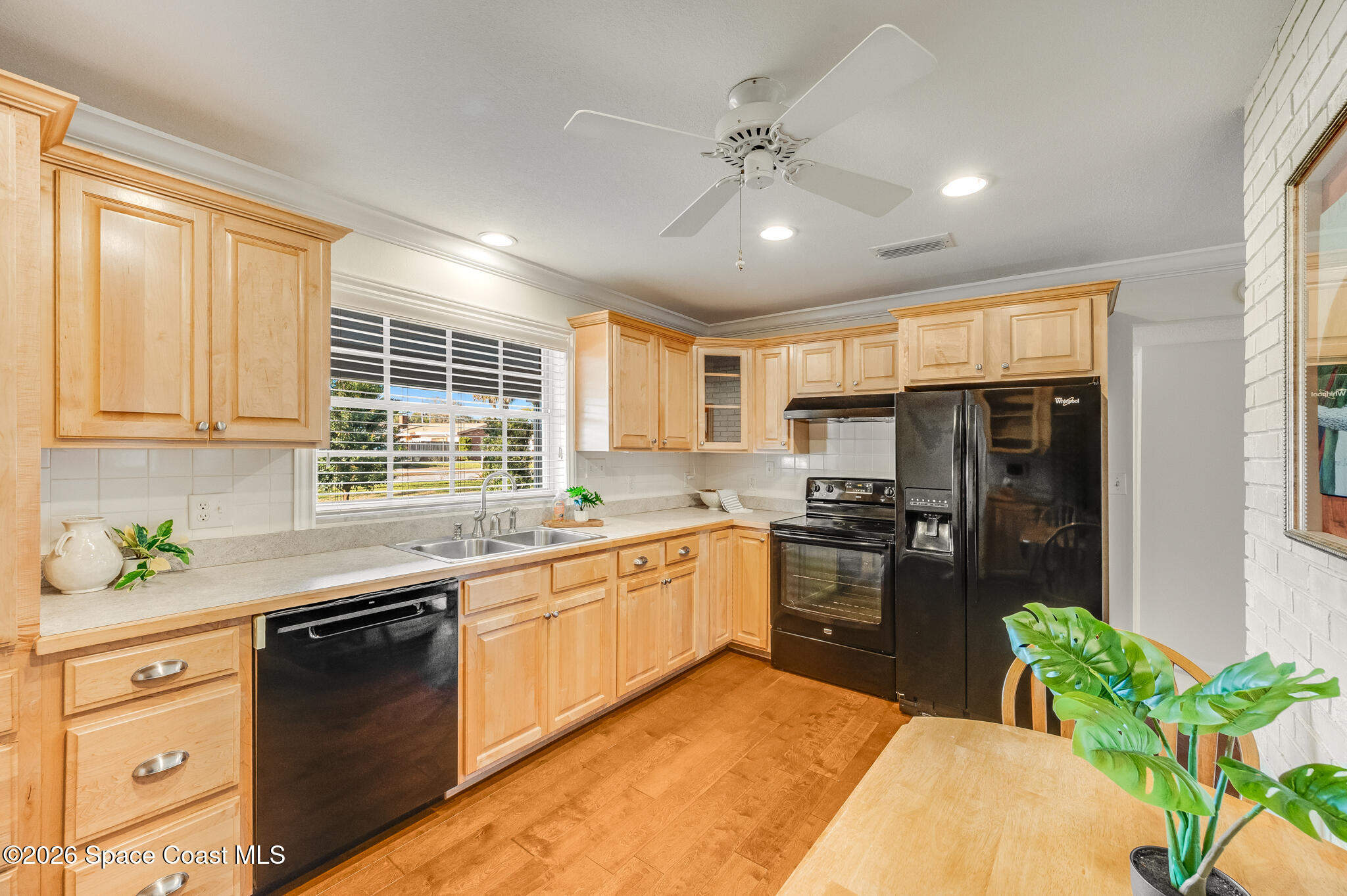 2345 Middlecoff Court