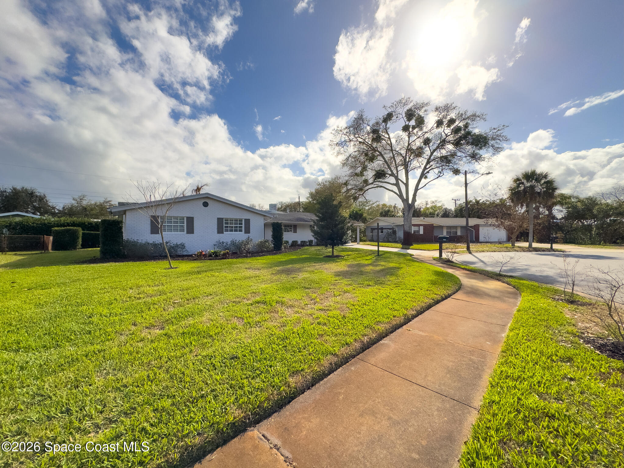 2345 Middlecoff Court