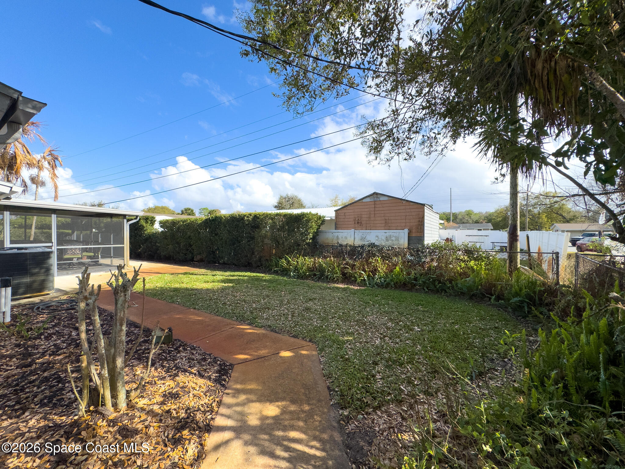 2345 Middlecoff Court