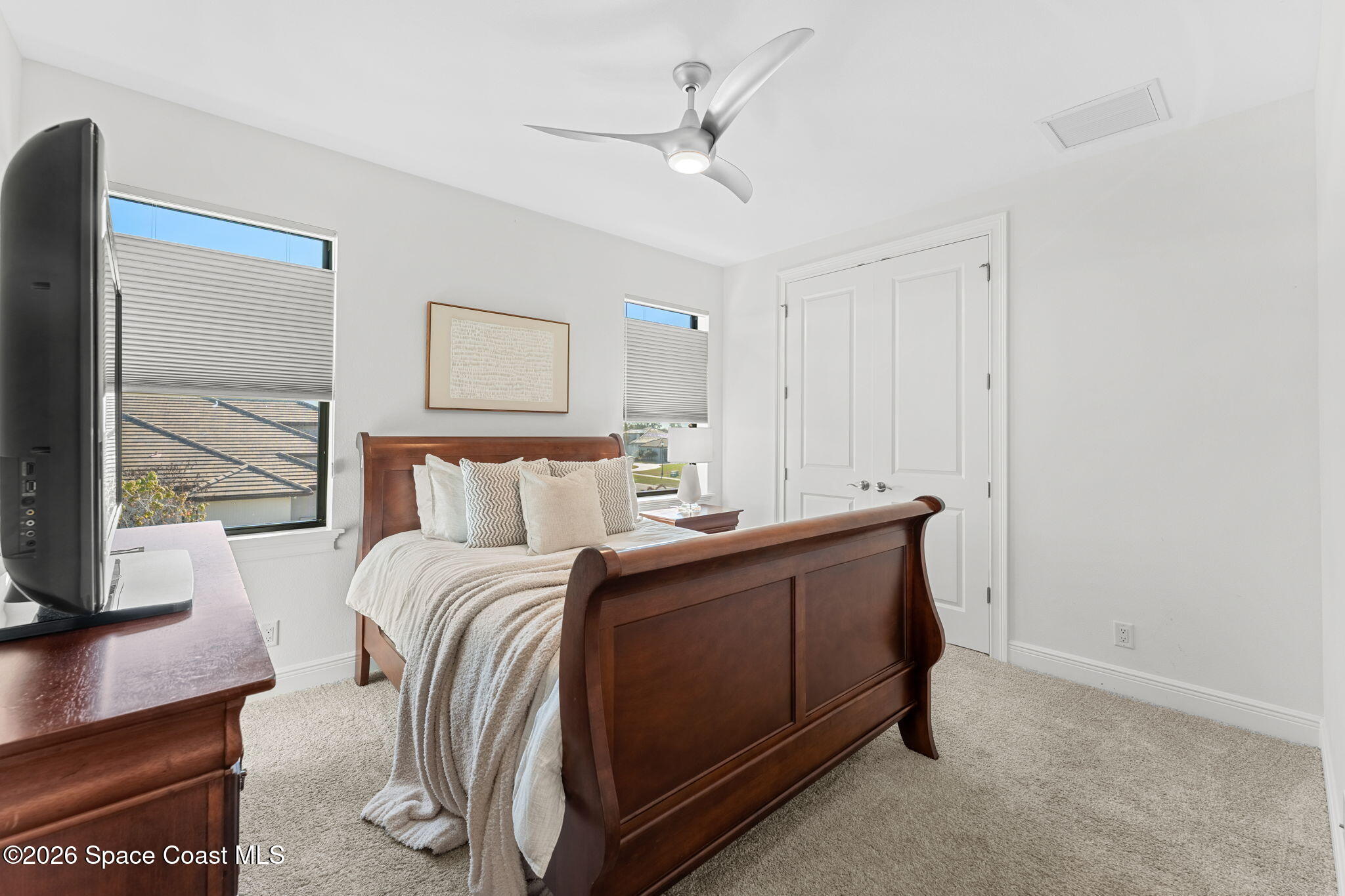 3638 Lake Adelaide Place