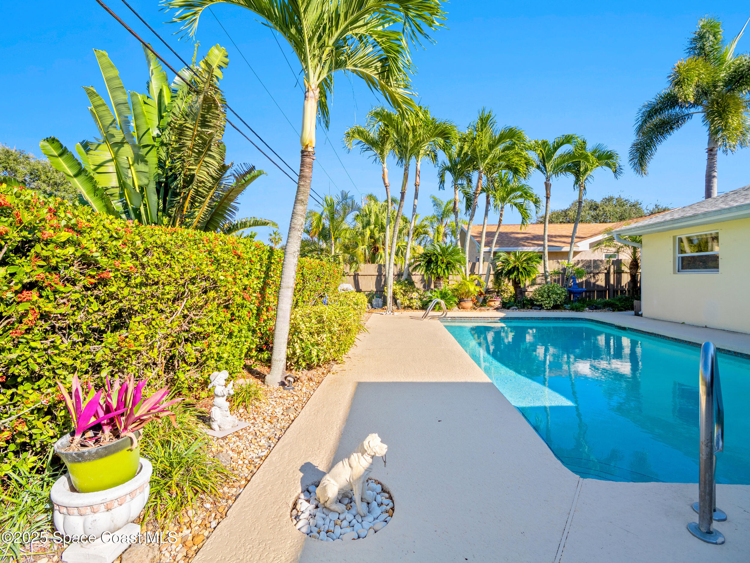 360 Cassia Boulevard