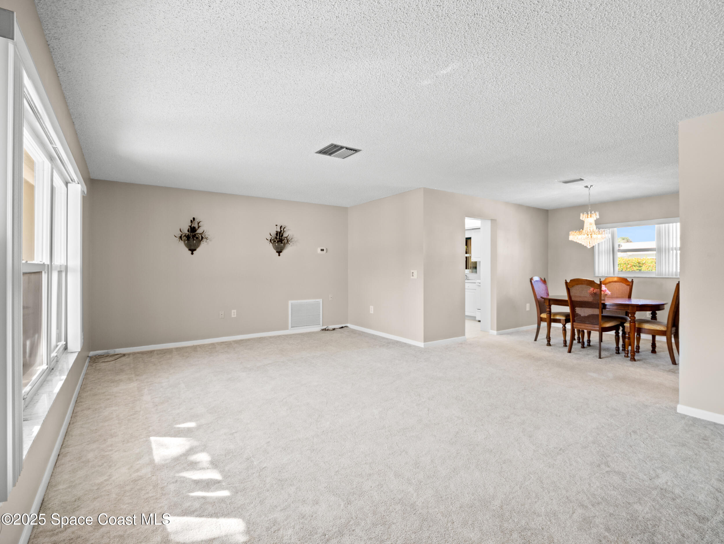 360 Cassia Boulevard