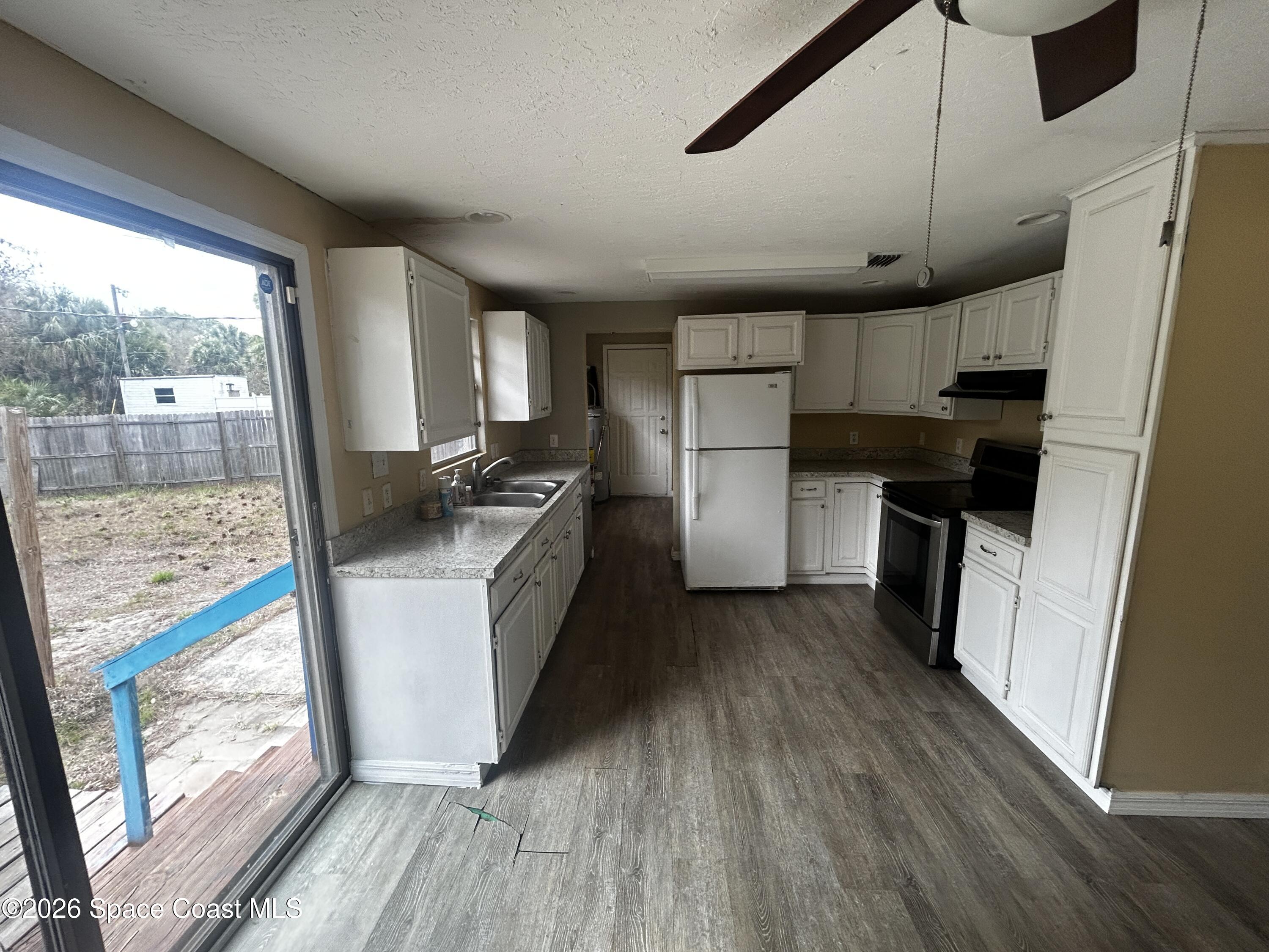 208 Sawyer Street SW