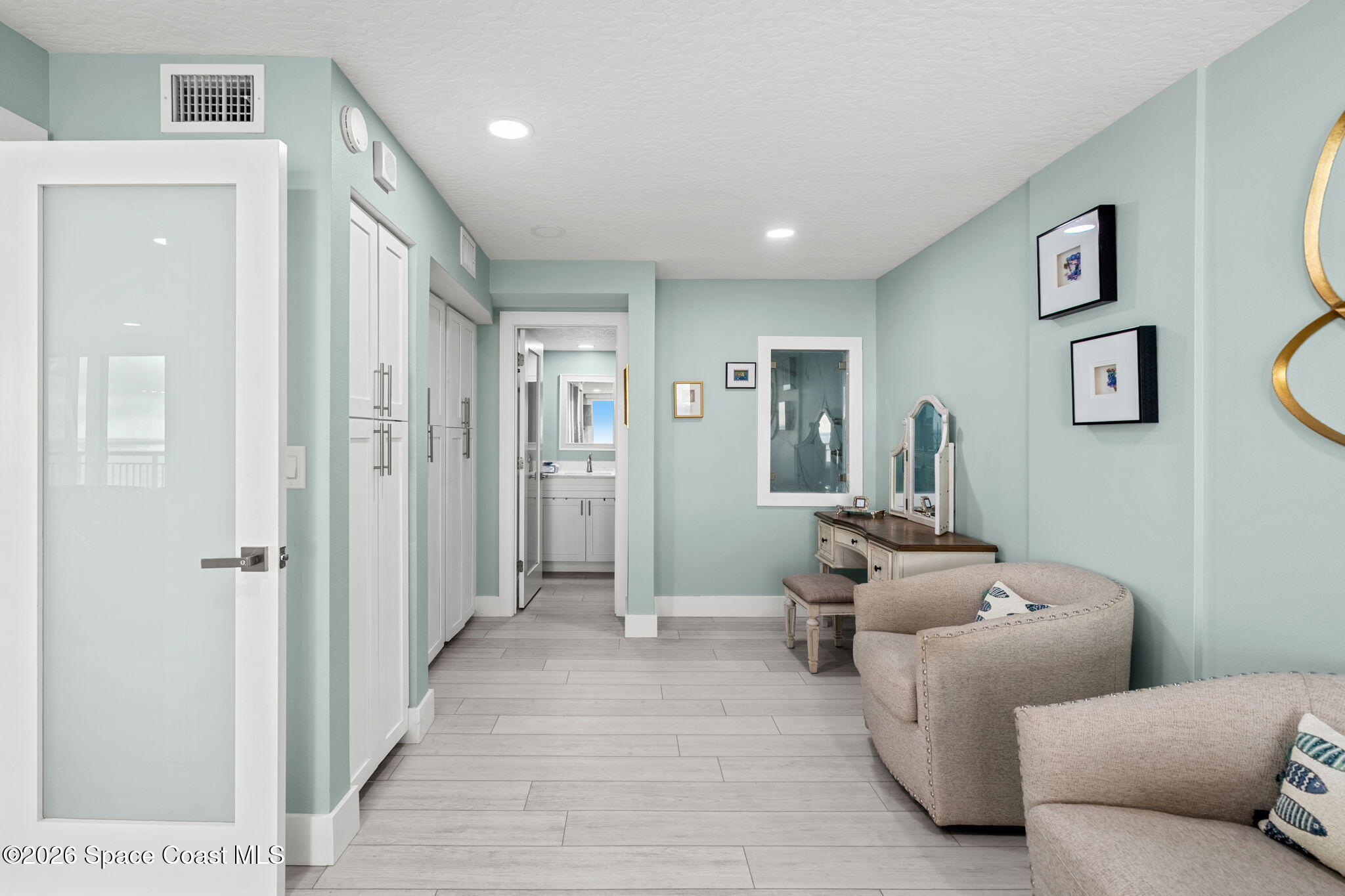 877 N Highway A1a 705