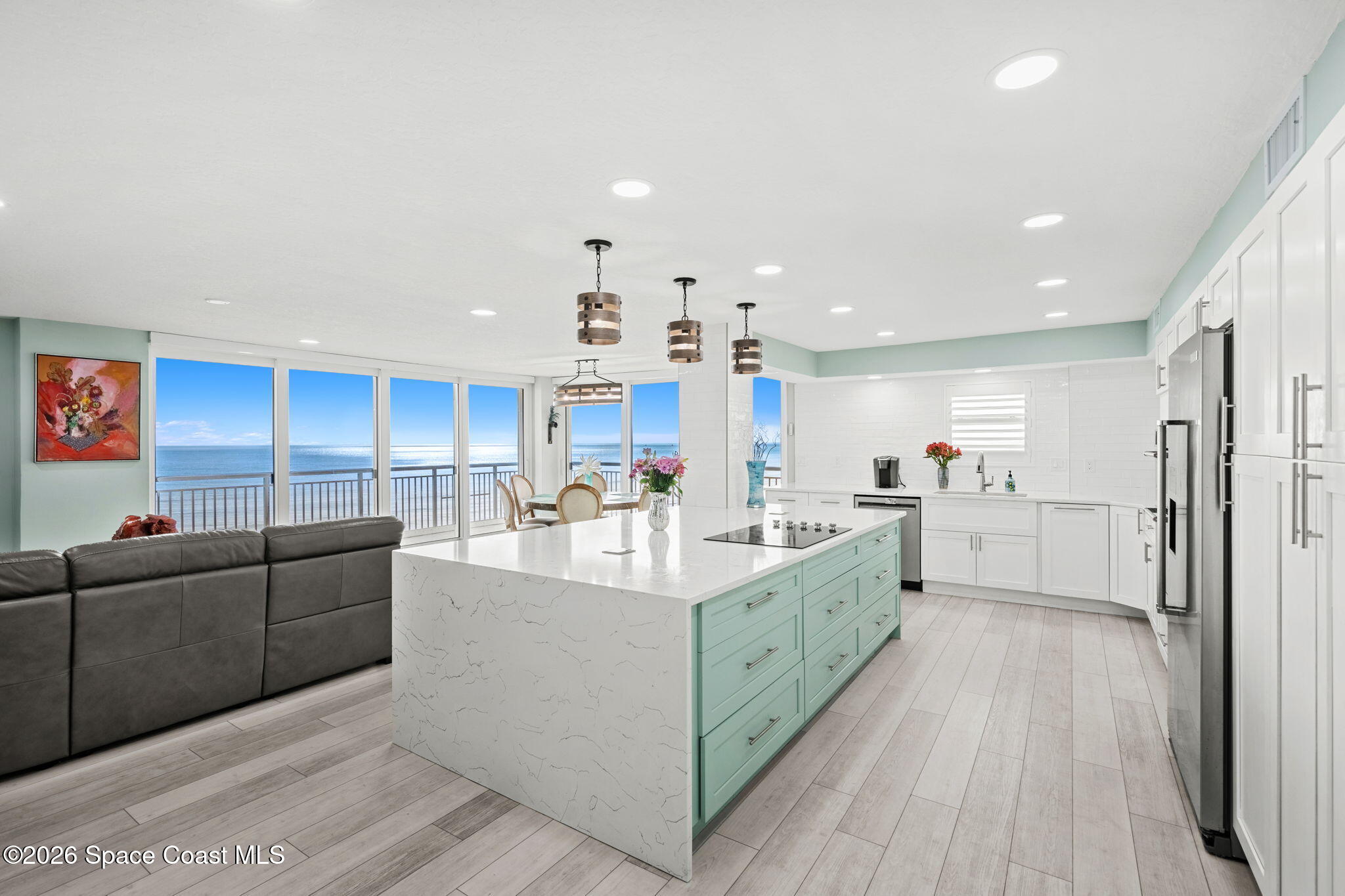 877 N Highway A1a 705