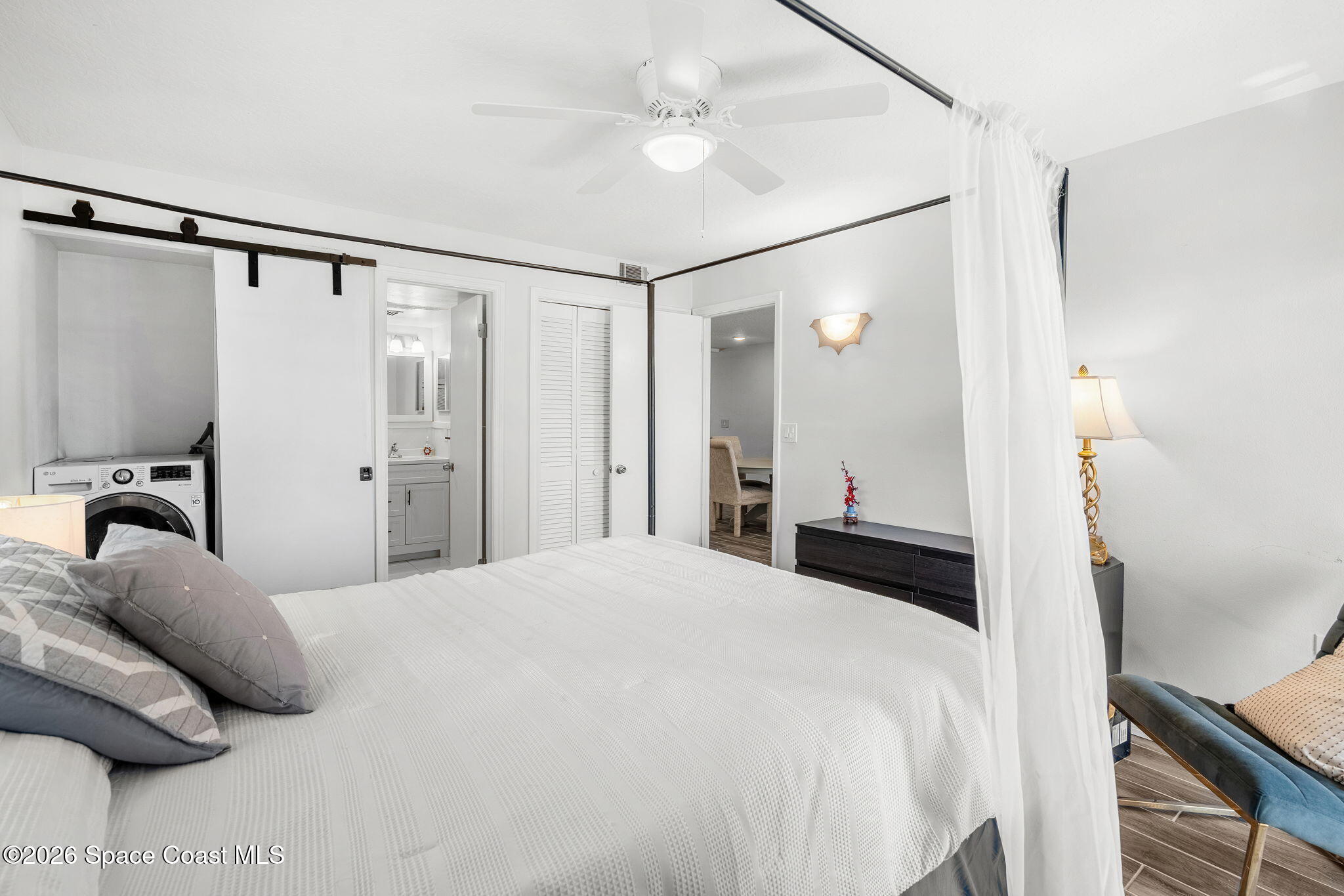 1318 S Miramar Avenue 208