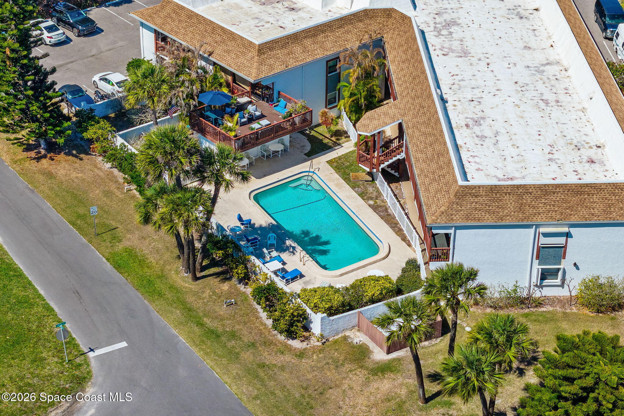 1318 S Miramar Avenue 208