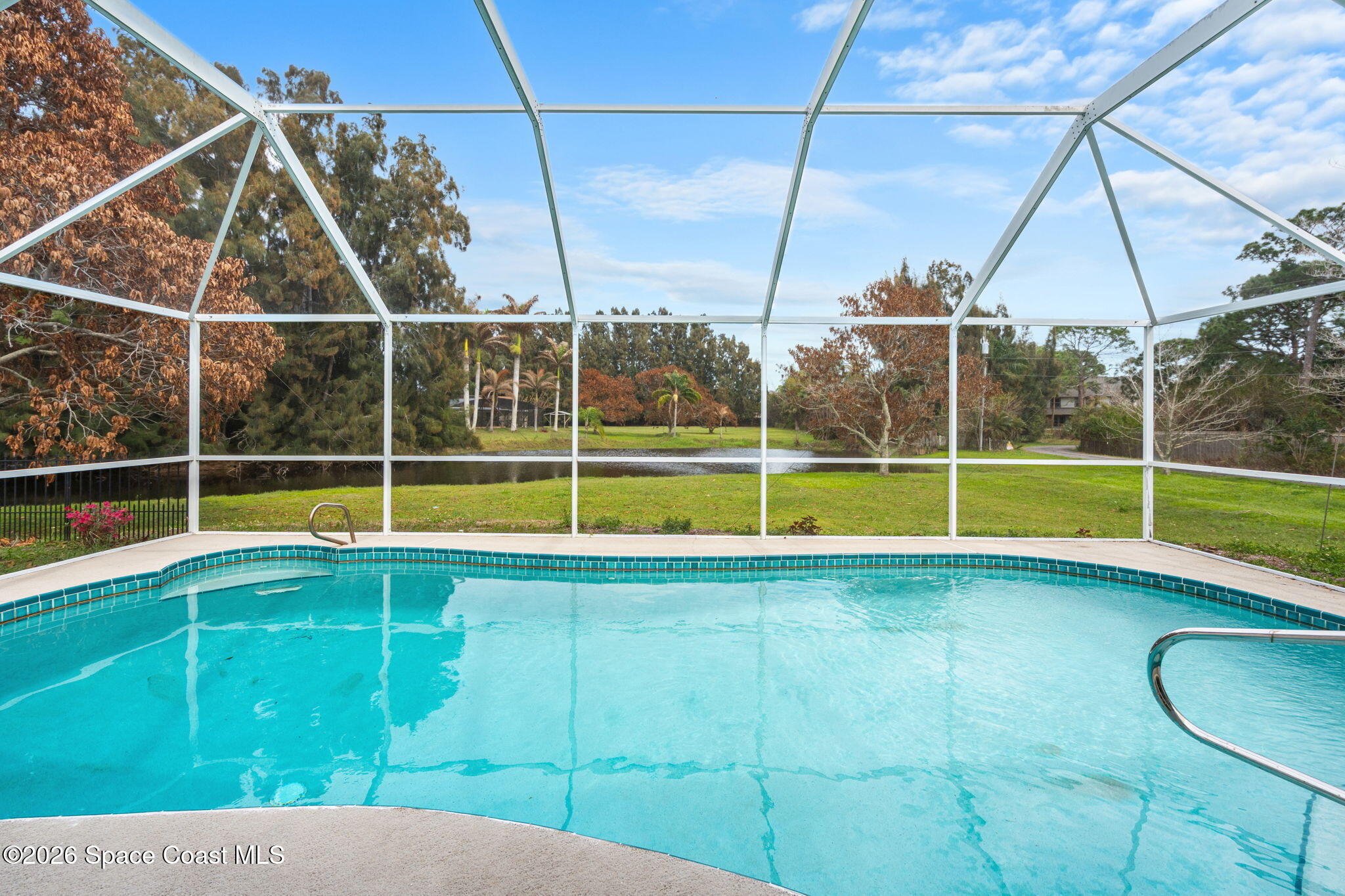 3146 N Tropical Trail