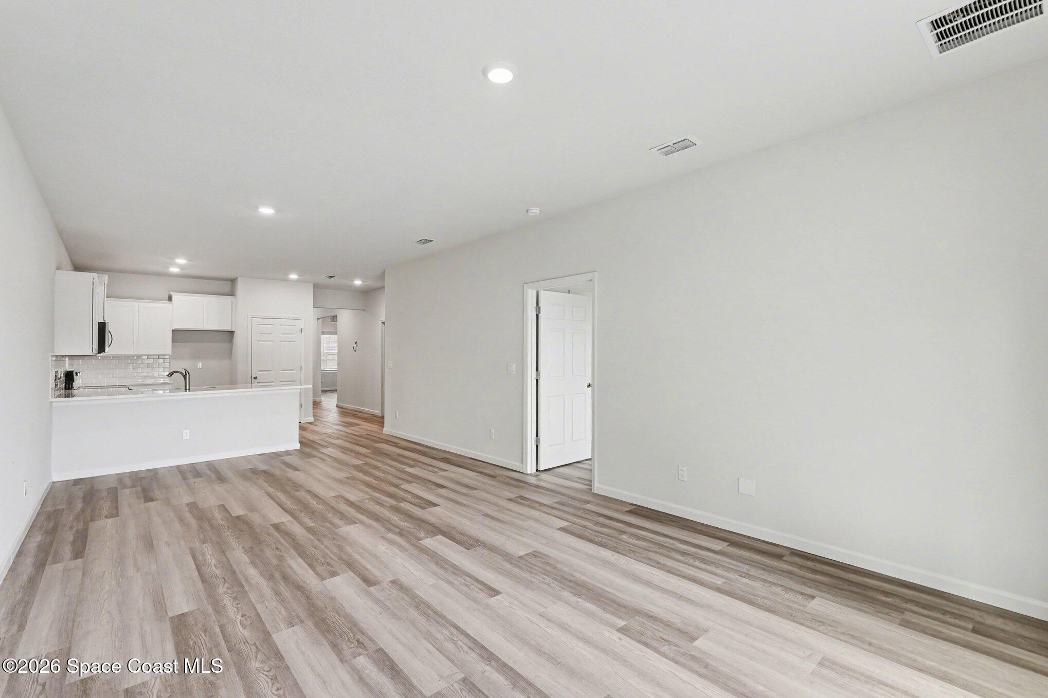 8995 Orchid Reserve Circle