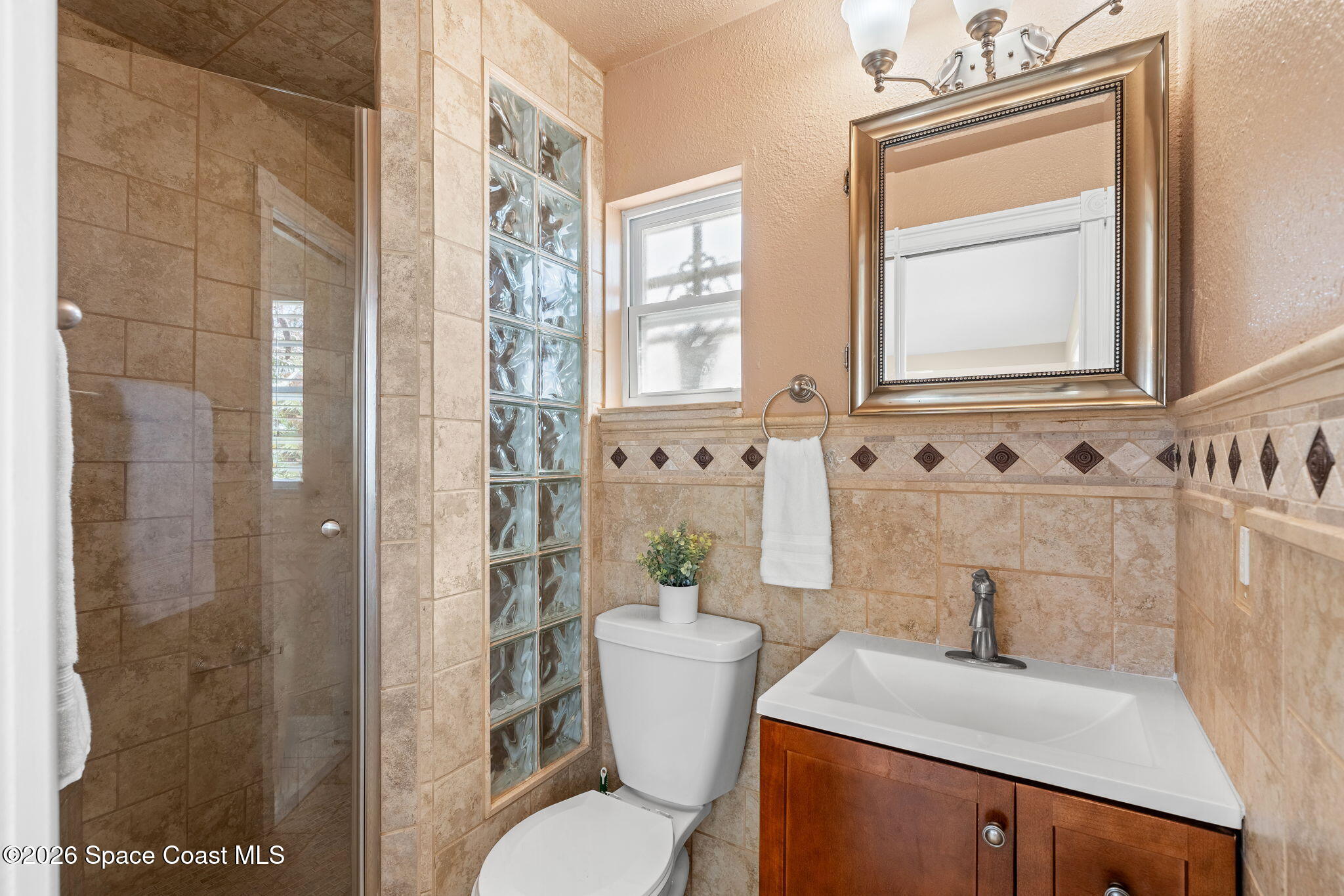 2460 San Lorenzo Court