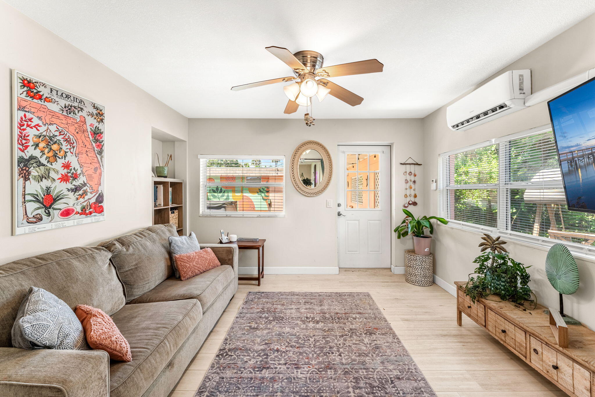 214 S Orlando Avenue