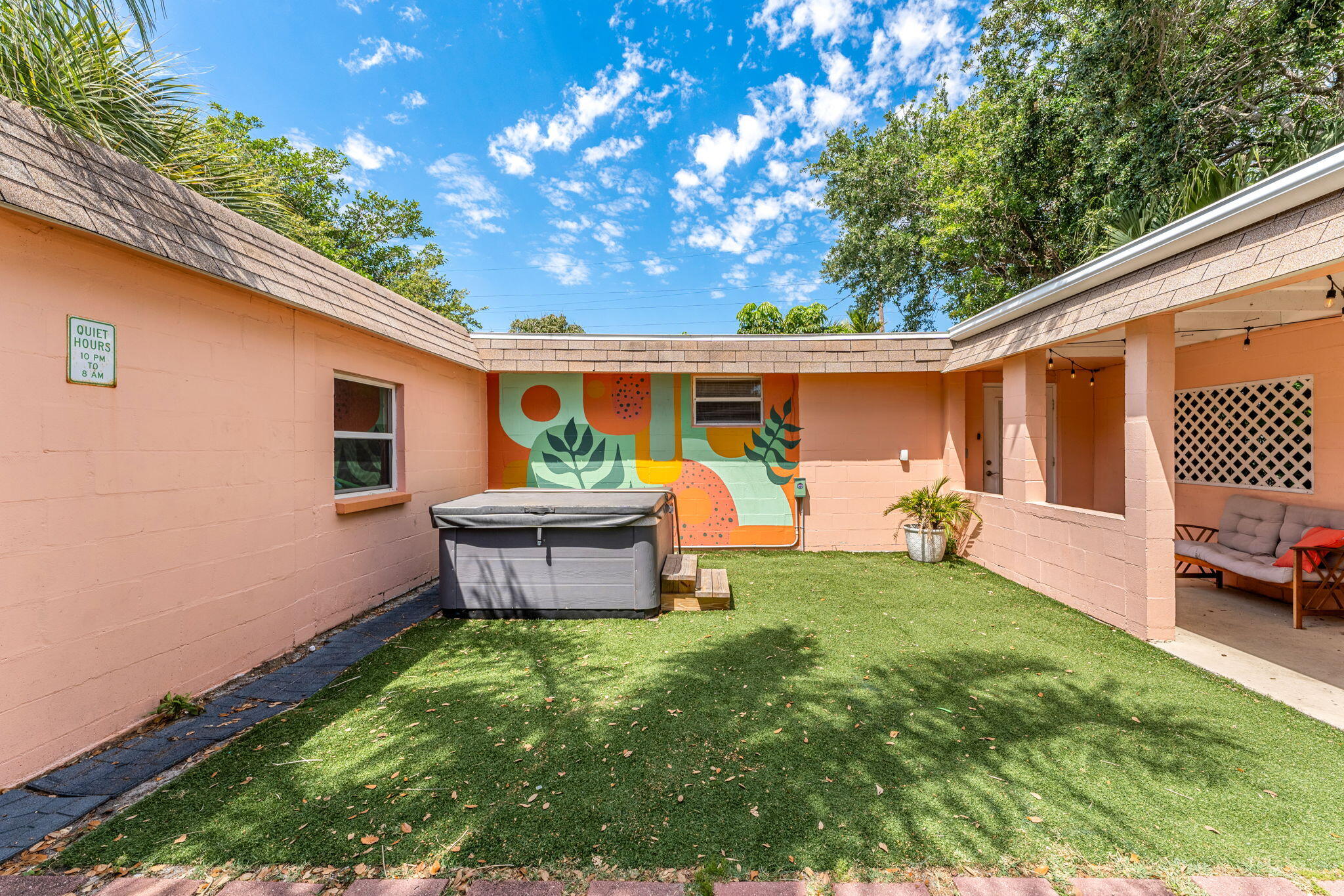 214 S Orlando Avenue