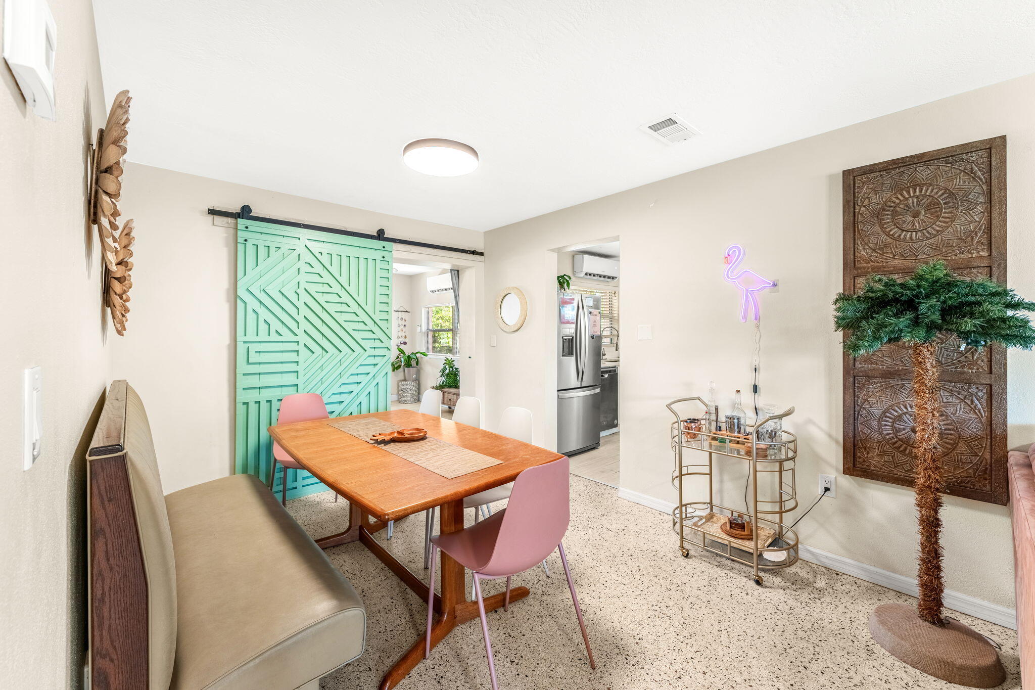 214 S Orlando Avenue