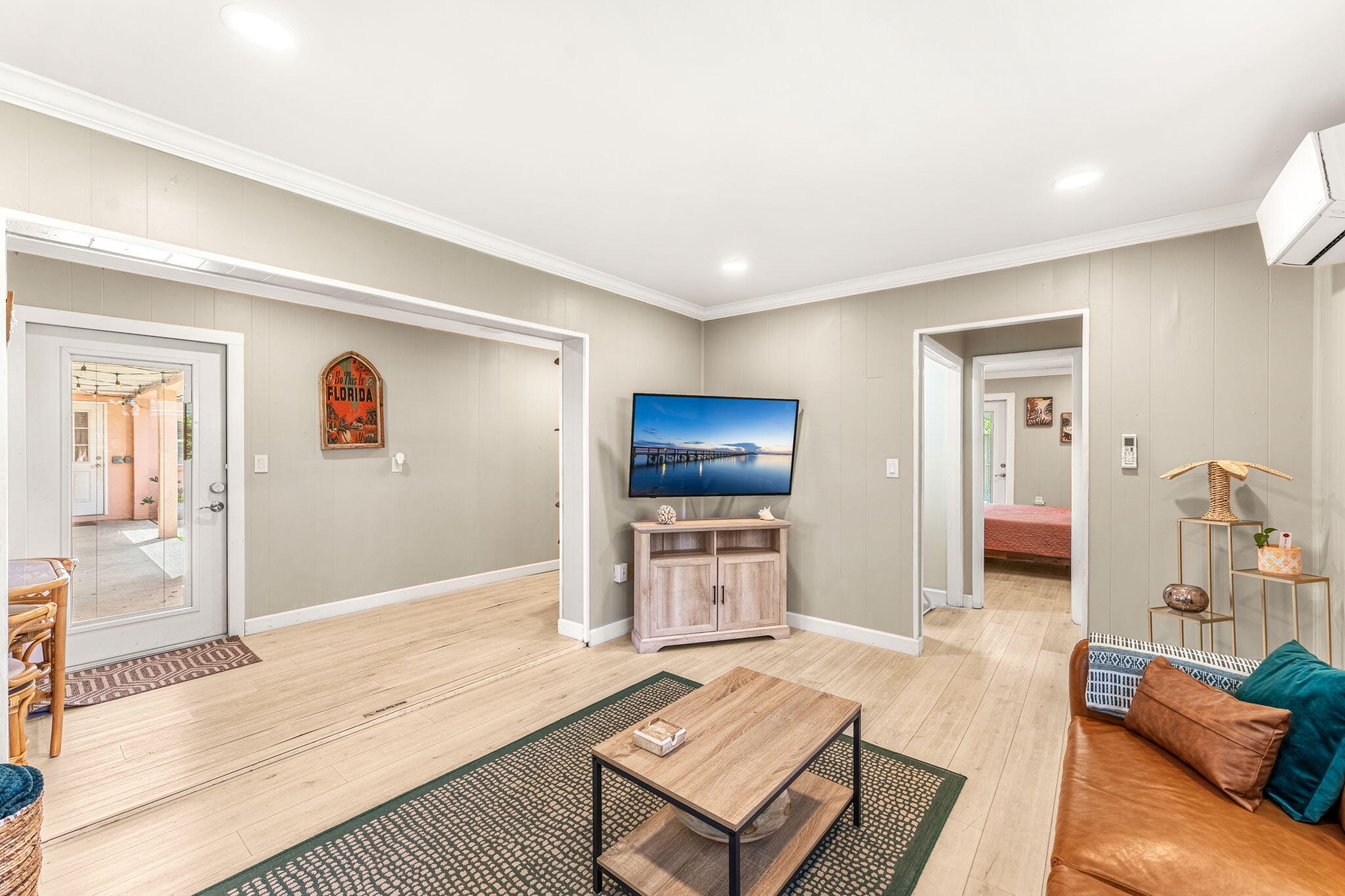 214 S Orlando Avenue