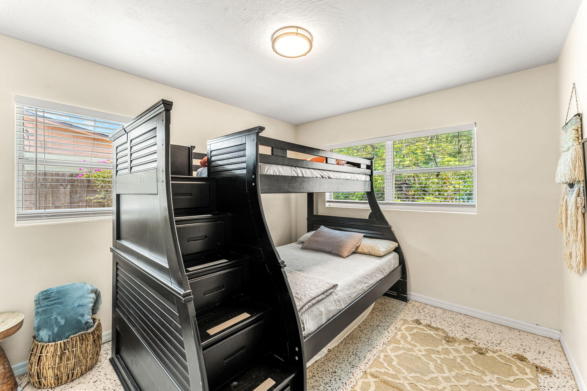 214 S Orlando Avenue