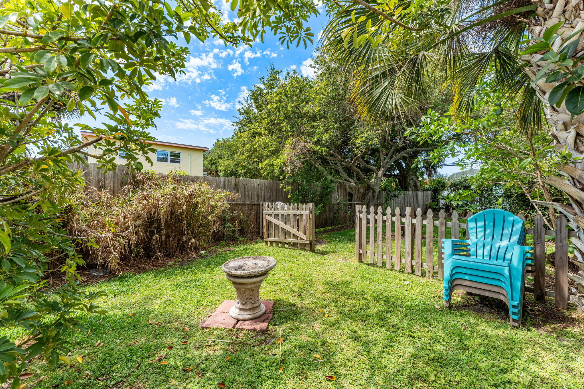 214 S Orlando Avenue