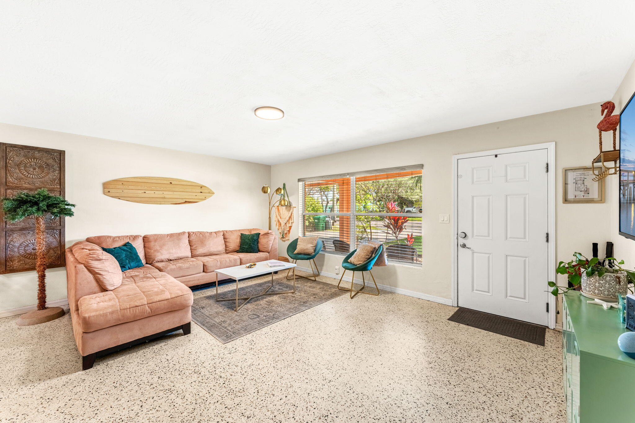 214 S Orlando Avenue