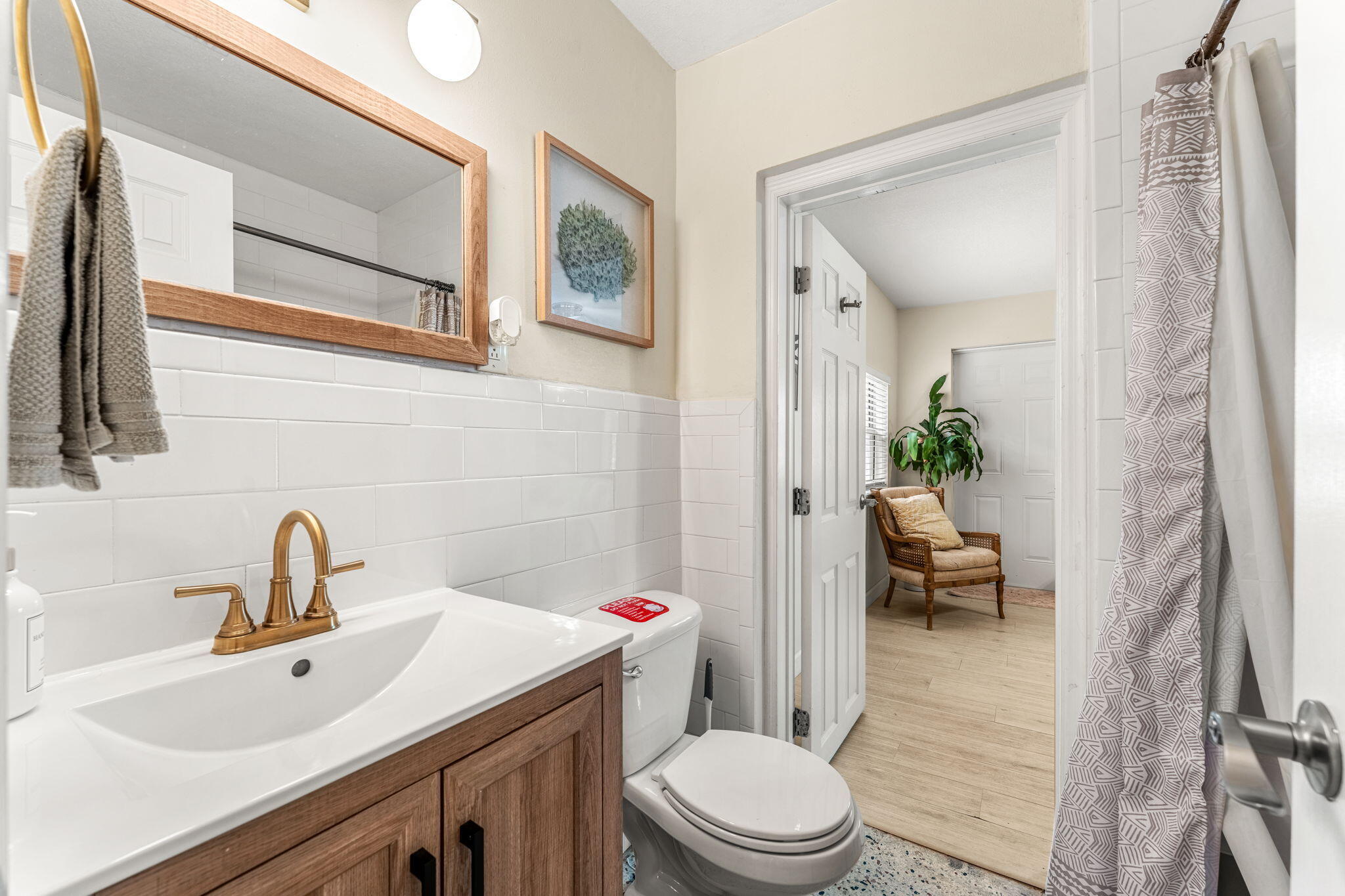 214 S Orlando Avenue