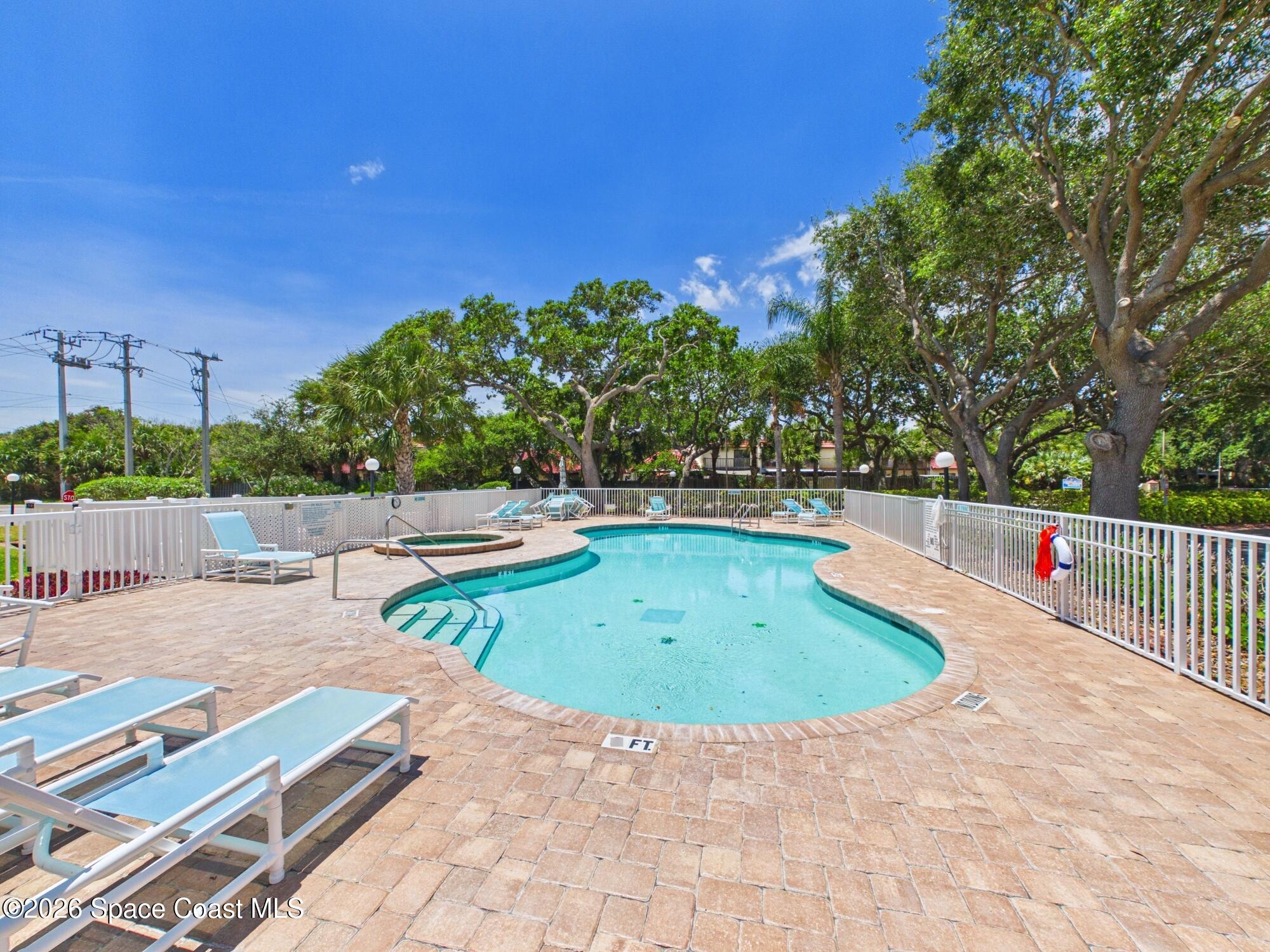 8700 Ridgewood Avenue Ph11a