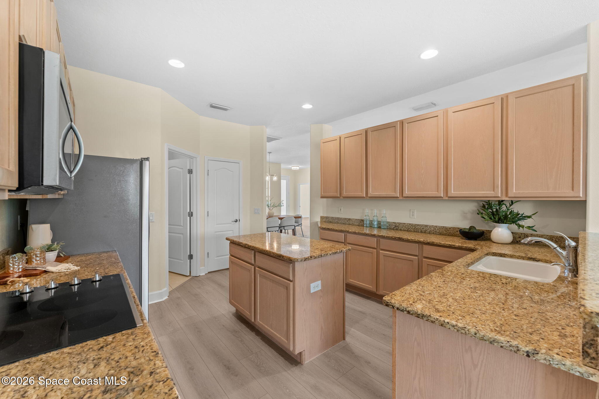 541 Oceanside Boulevard