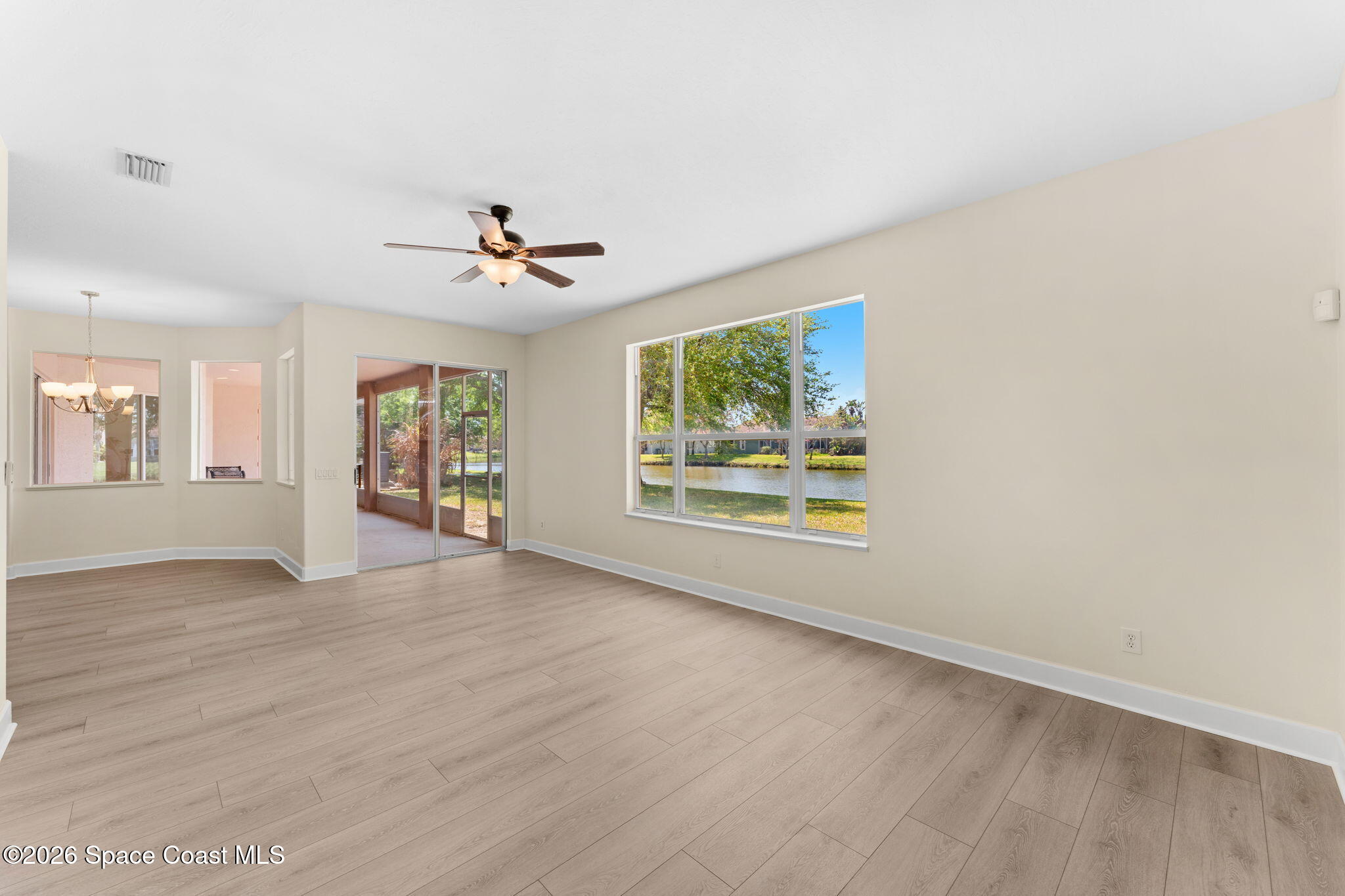 541 Oceanside Boulevard