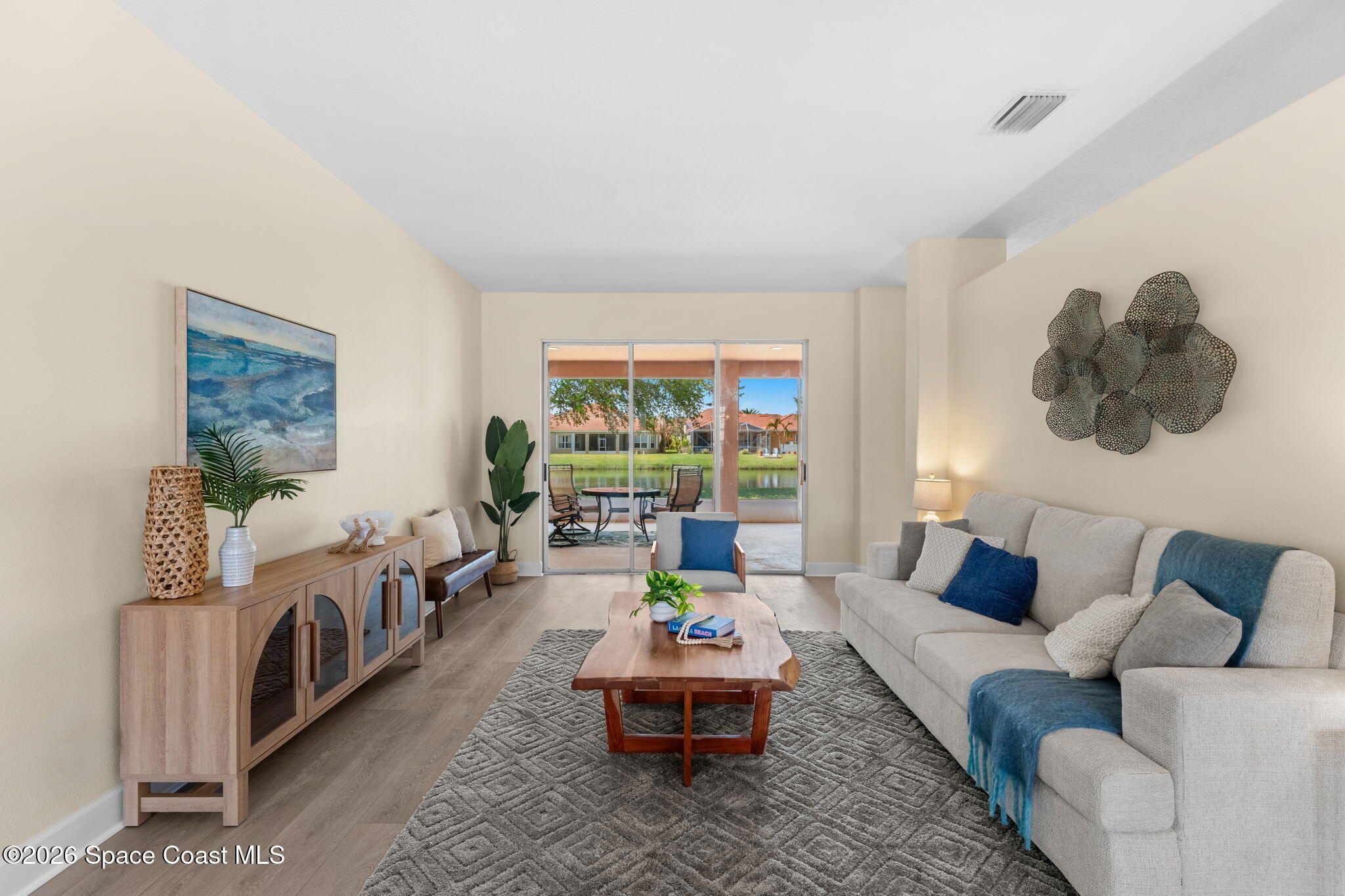 541 Oceanside Boulevard