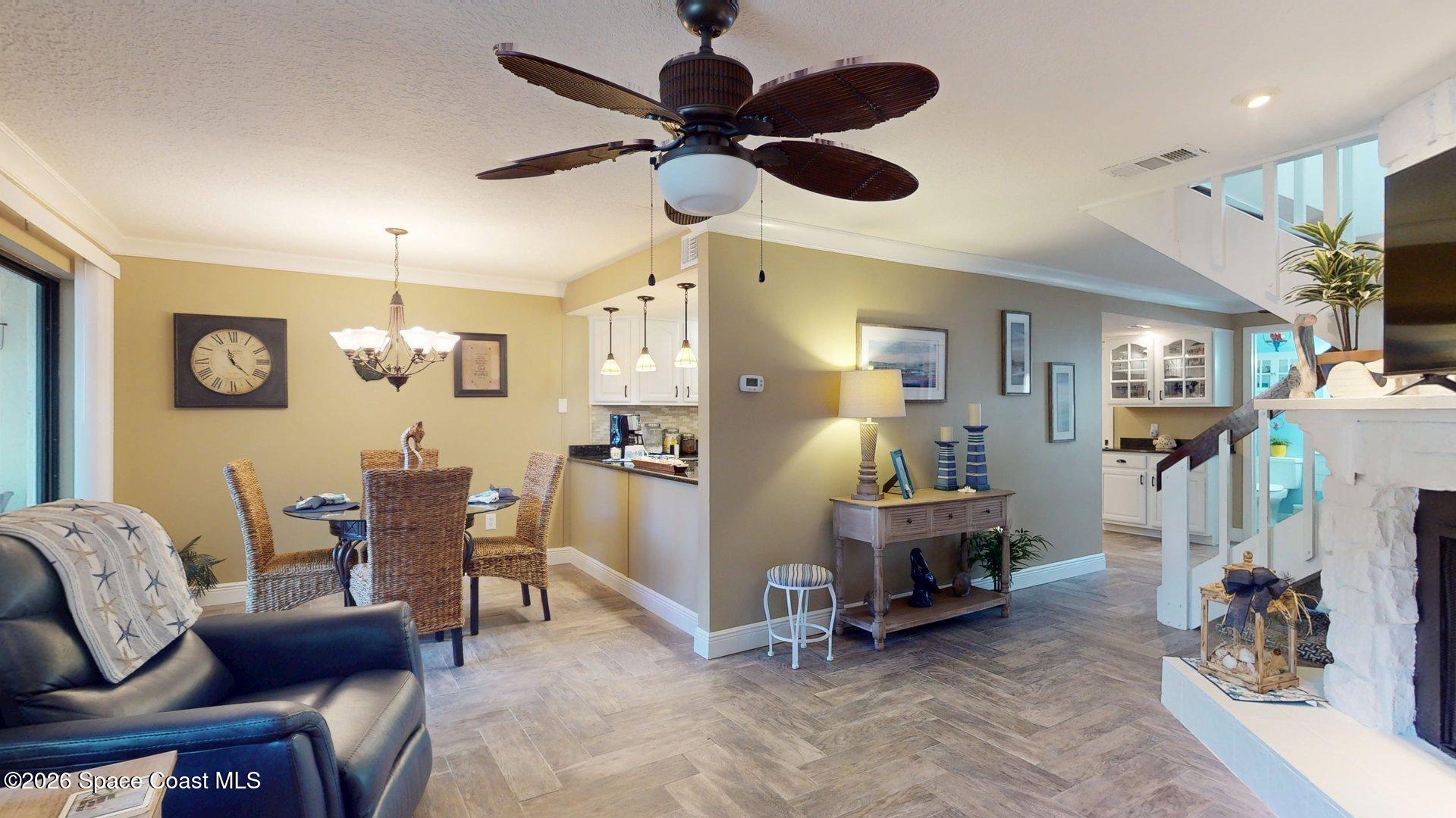 8711 Hibiscus Court