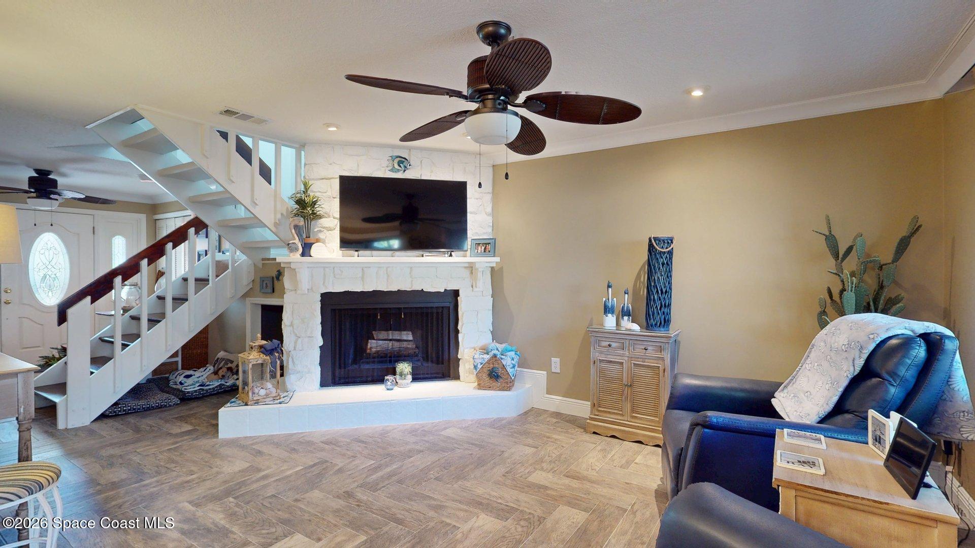 8711 Hibiscus Court