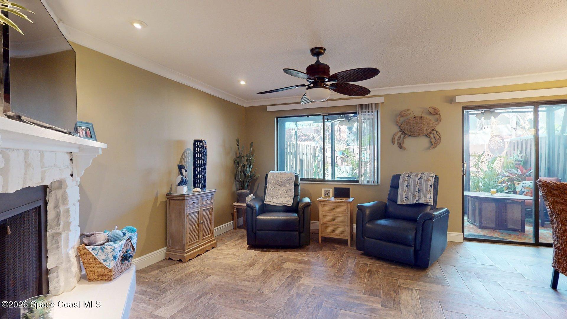 8711 Hibiscus Court