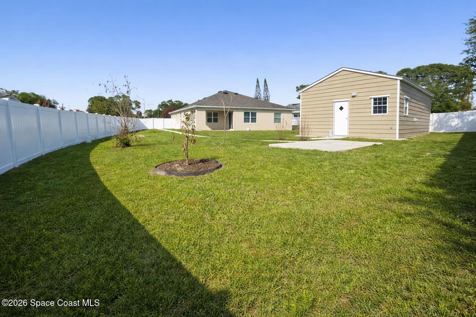 410 Di Lido Street NE
