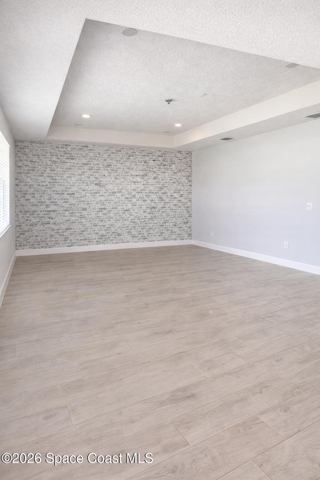 410 Di Lido Street NE